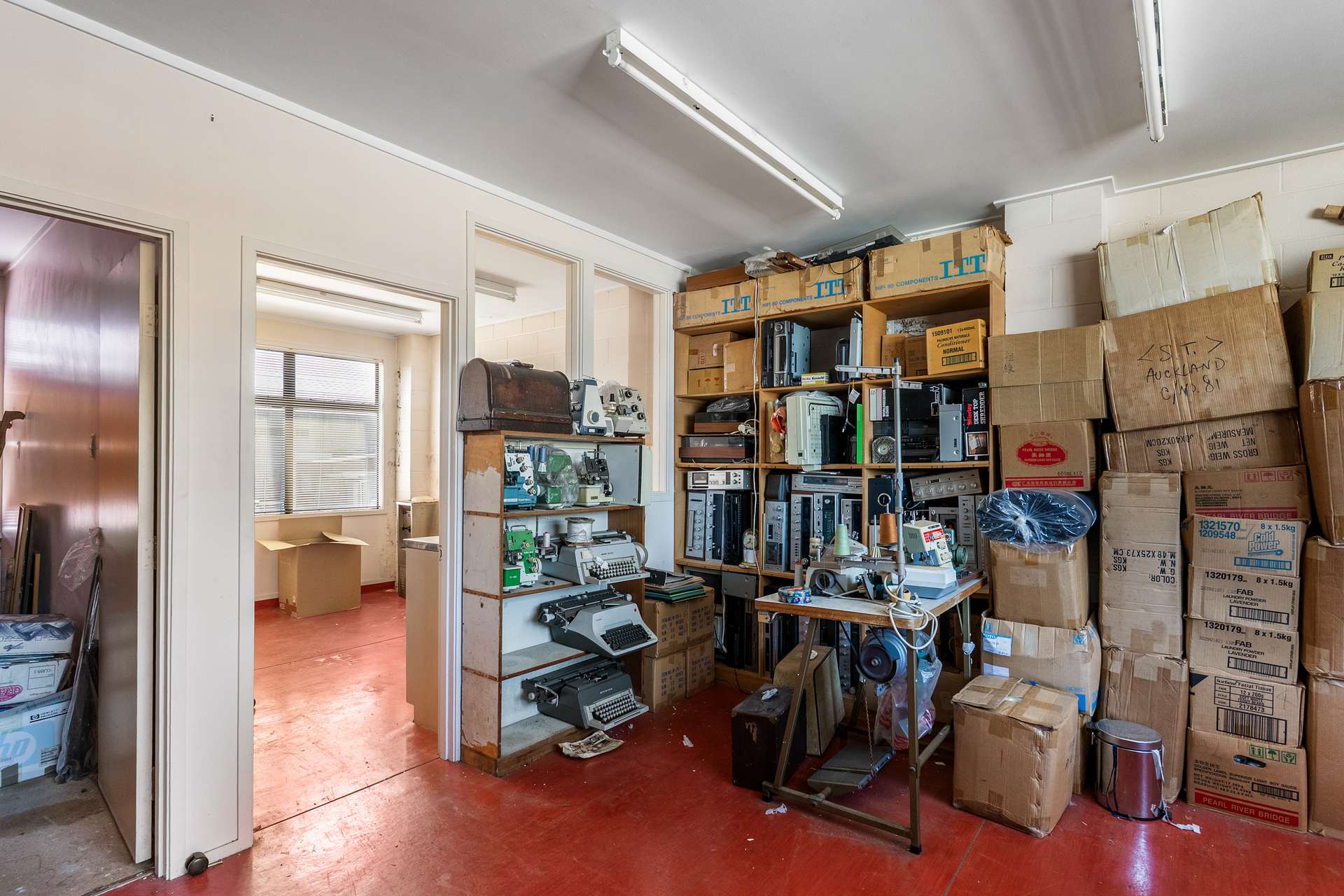 16 Hall Avenue photo 12