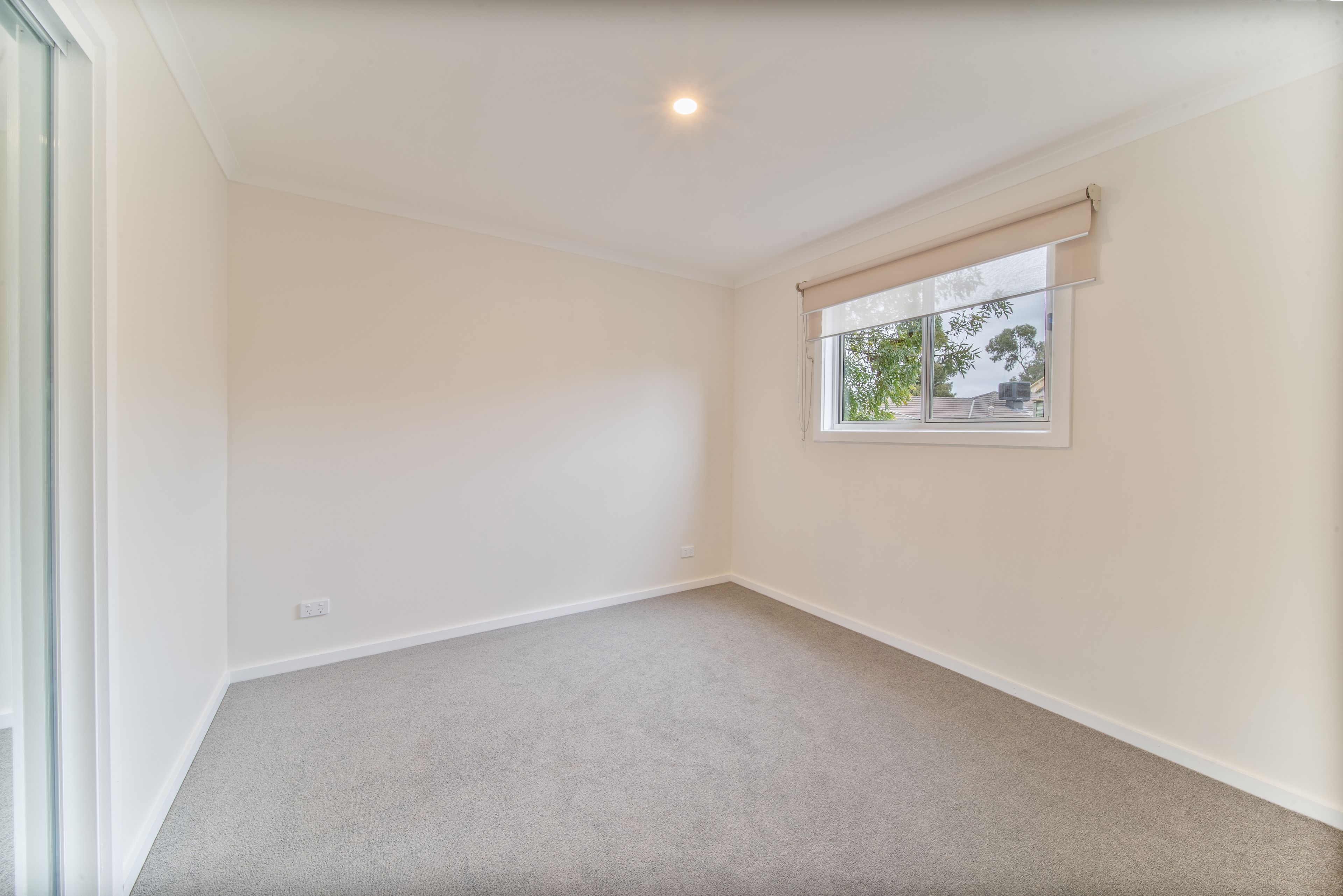 13A Churchill Avenue — photo 4 of 6