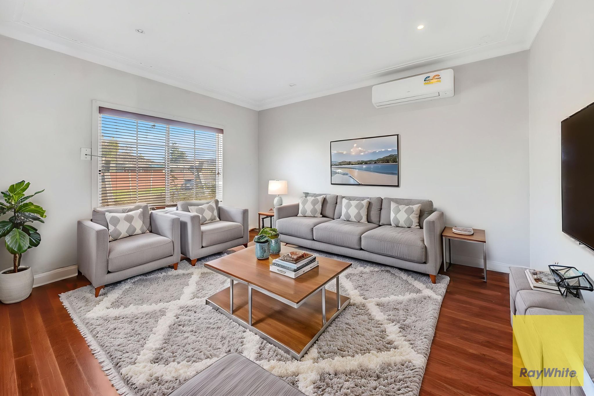 6 Lloyd Street — photo 3 of 18