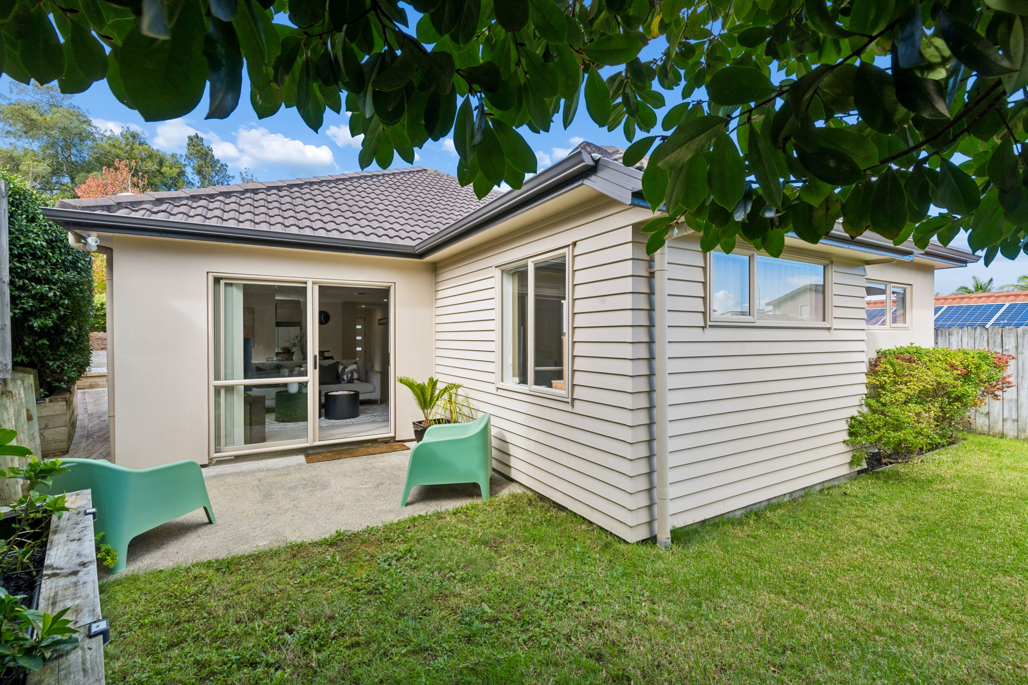 5 Norwood Drive, Flat Bush, Manukau City