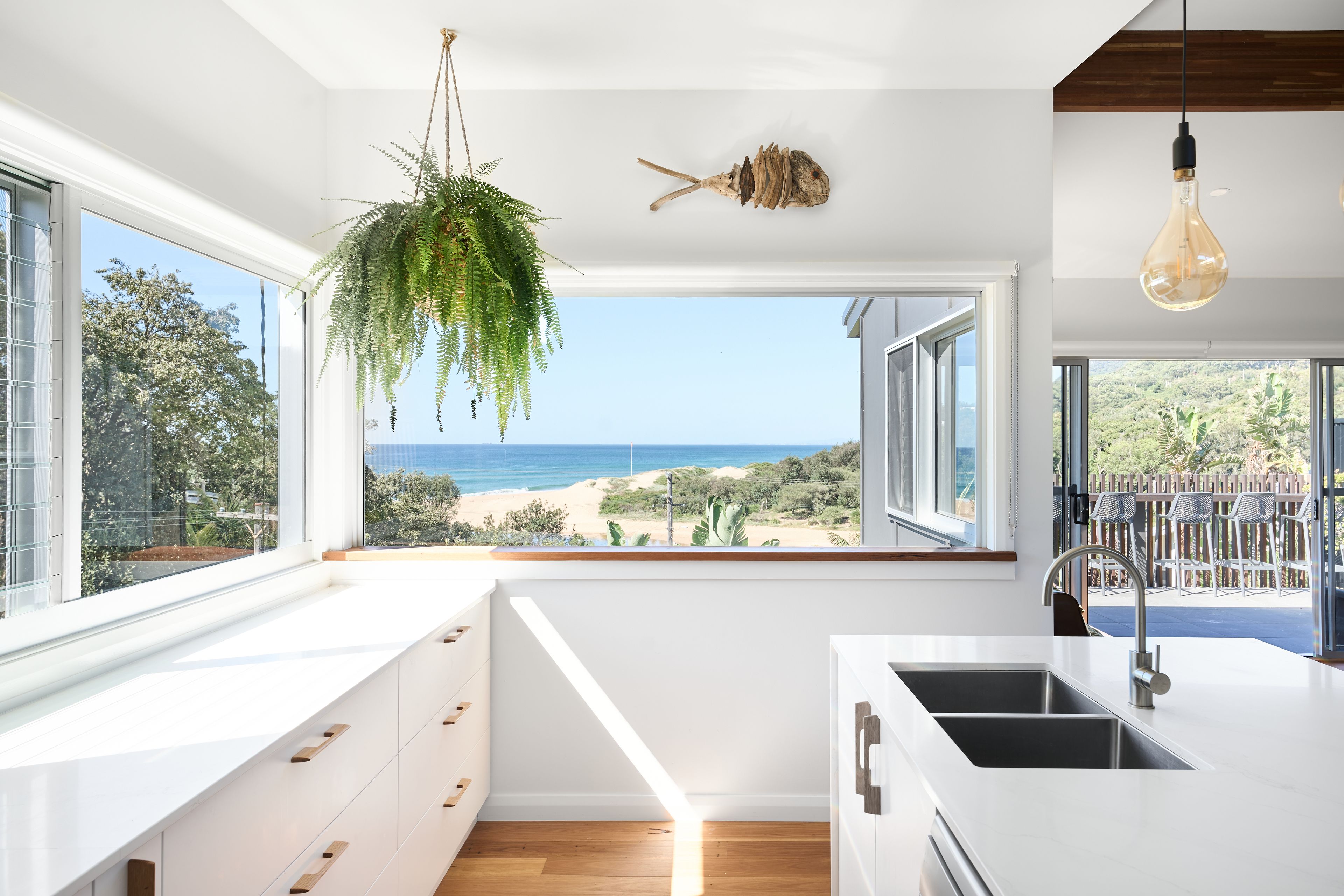 18 Seaview Crescent, Stanwell Park, NSW 2508