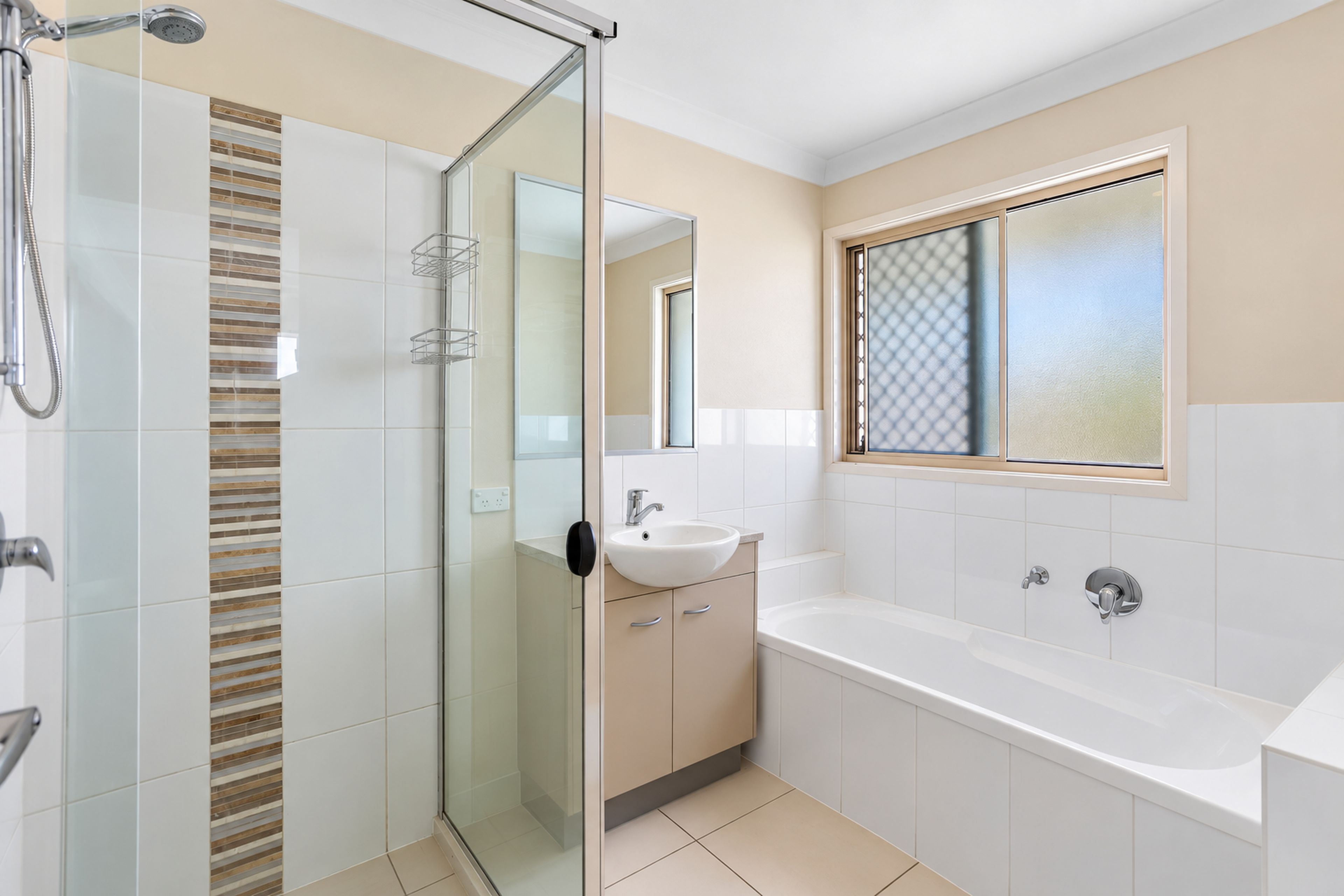 11 Ritz Drive — photo 10 of 18