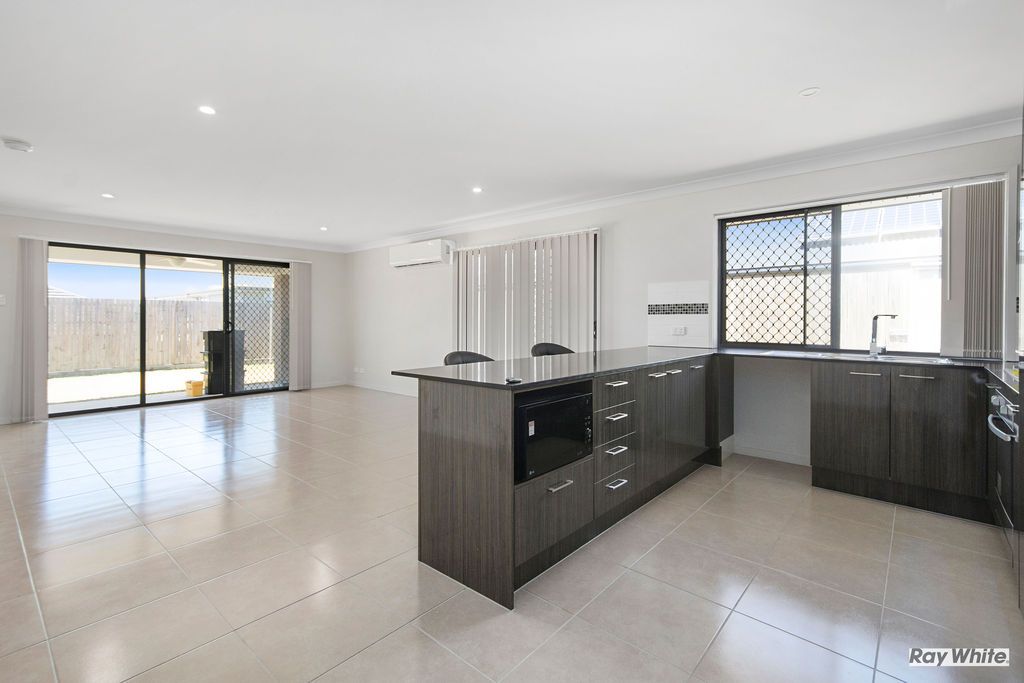 23 Elphinstone Street, Doolandella, QLD 4077