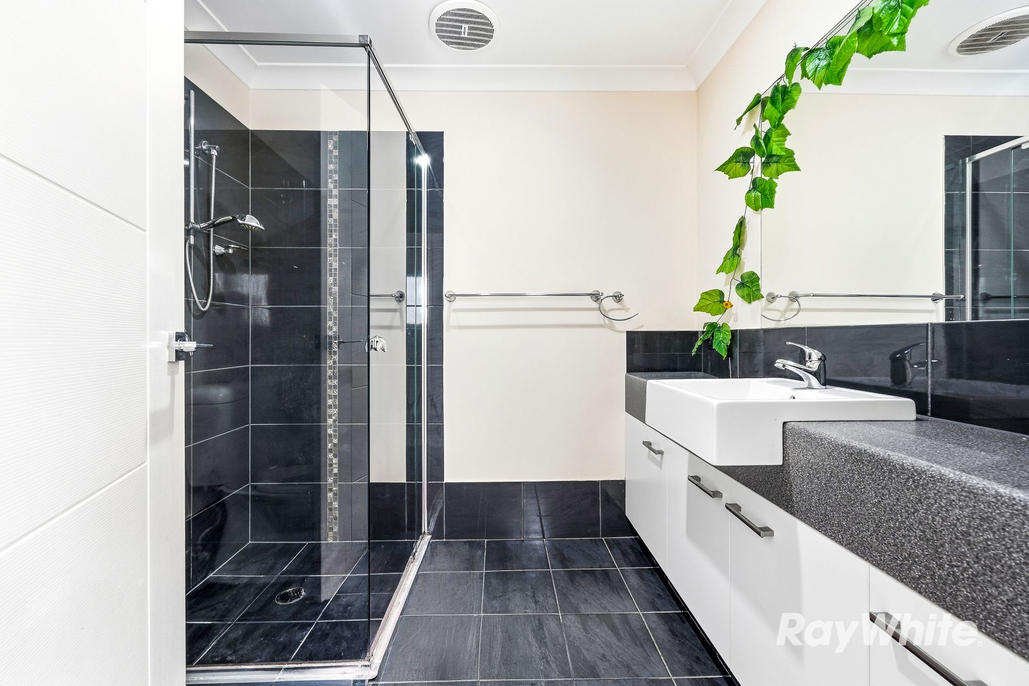 13 Hudson Street — photo 13 of 22