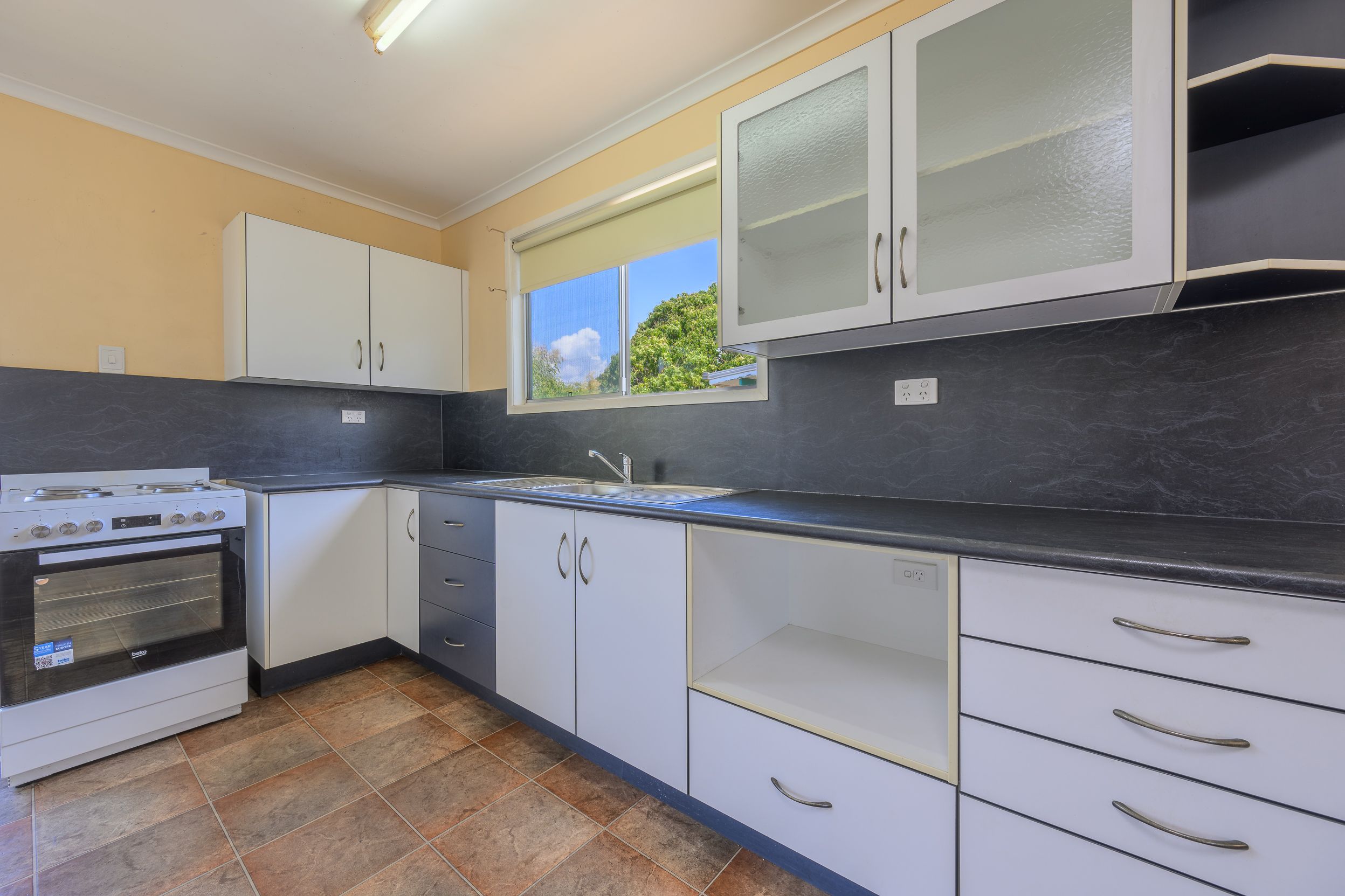 156 Philip Street — photo 6 of 16