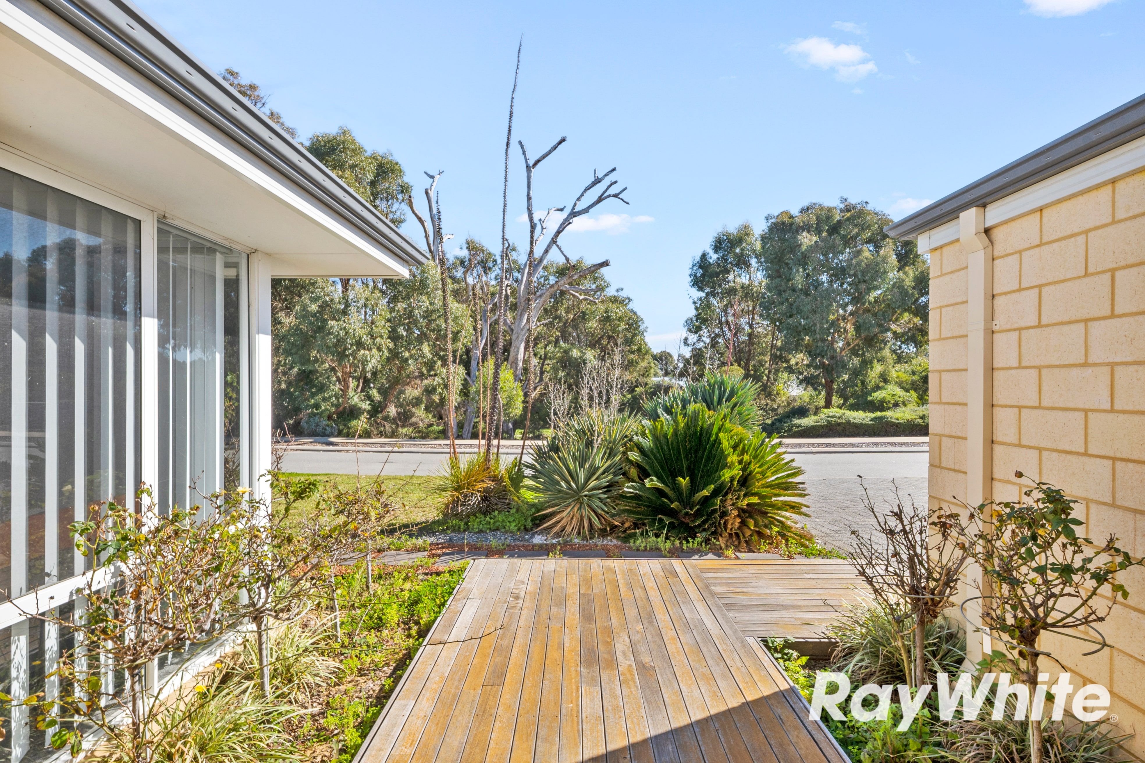 14 Edgbaston Road — photo from Ray White Mandurah