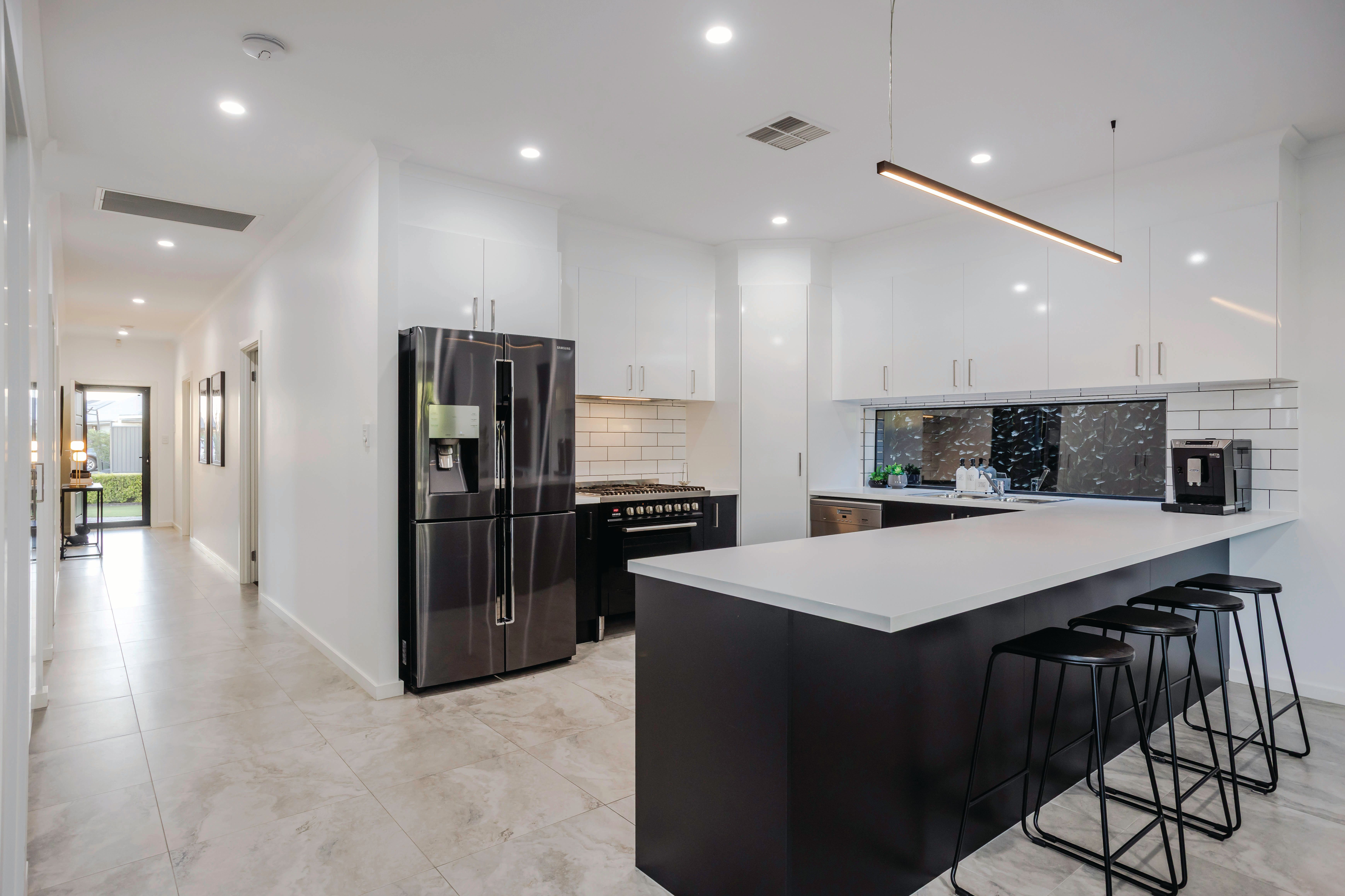 43 Nicholls Terrace — photo 17 of 30