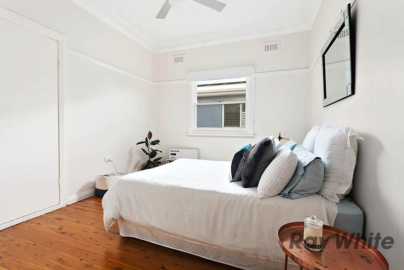 81 Point Street, Bulli, NSW 2516