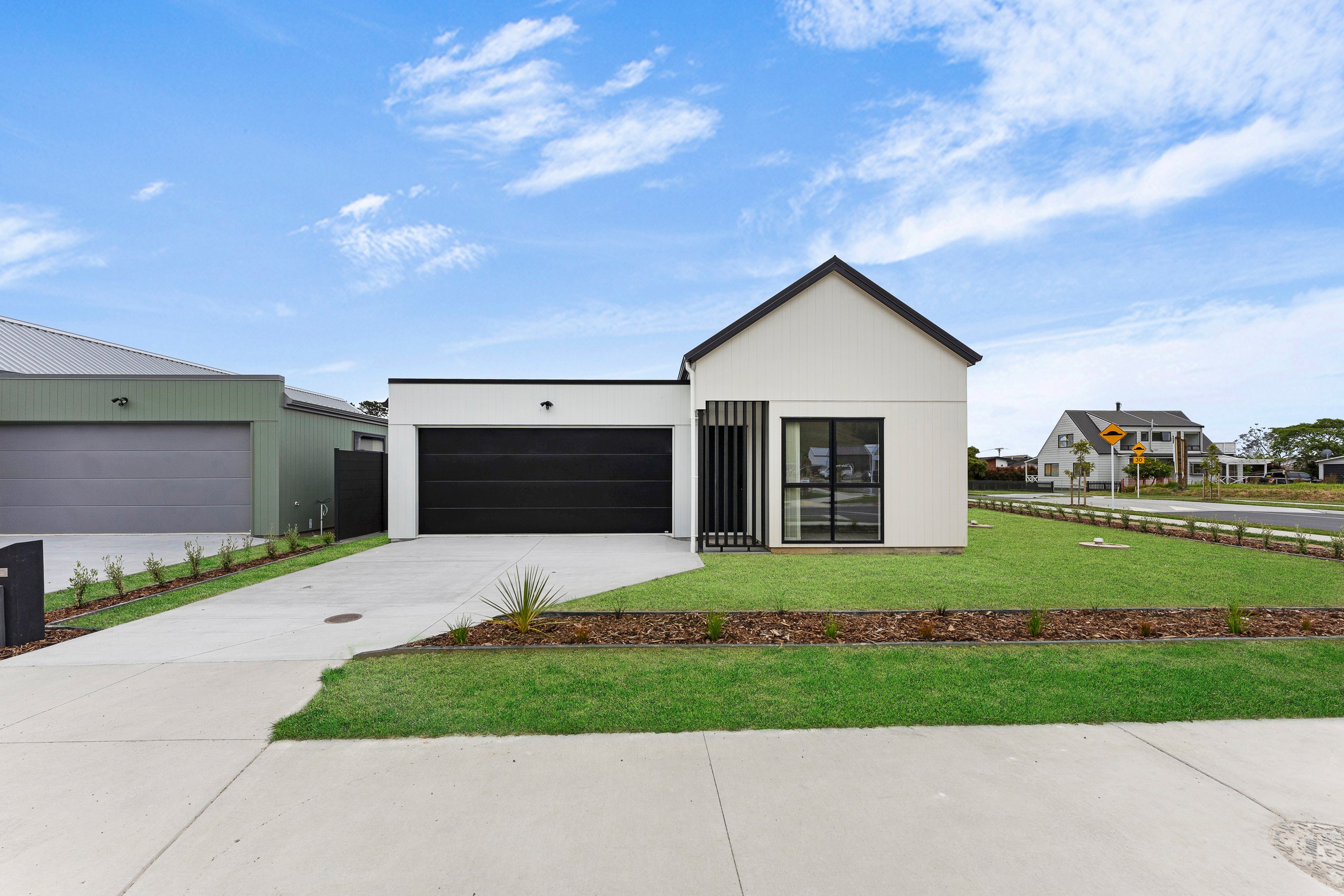 104 Mataikokako Loop, Kawakawa Bay, Manukau City