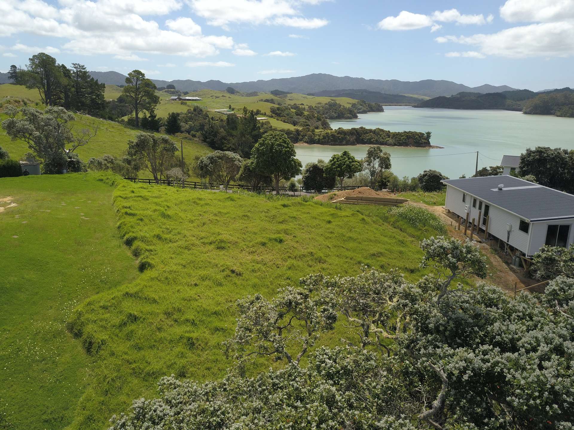 119 Whangaruru Wharf Road photo 2