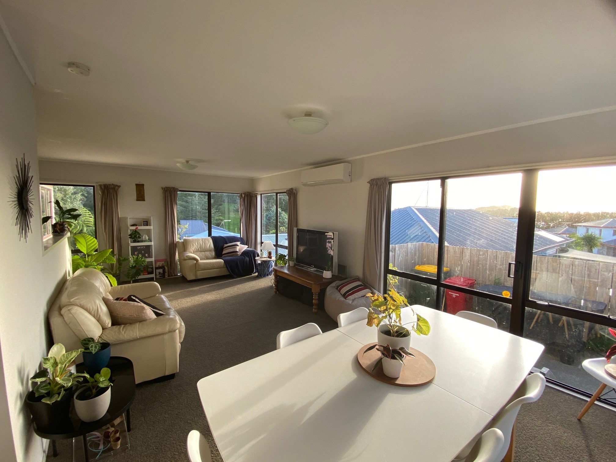 8 Mira Place, Sunnynook, North Shore City