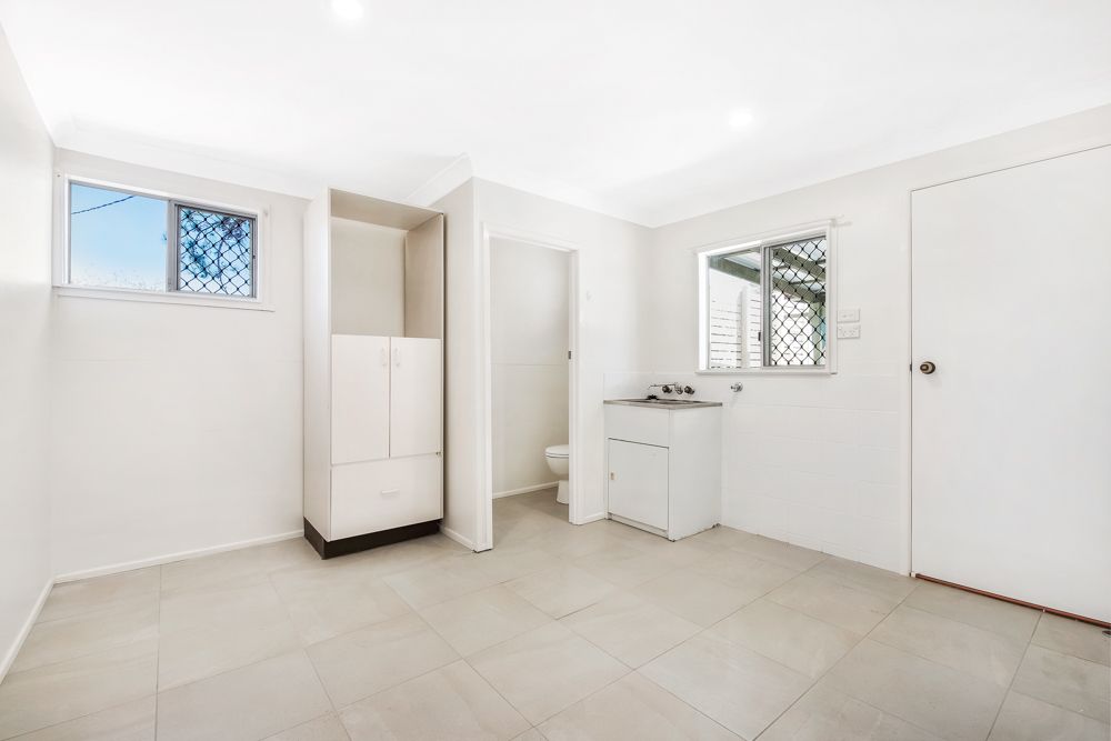 17 Alkira Street — photo 8 of 13