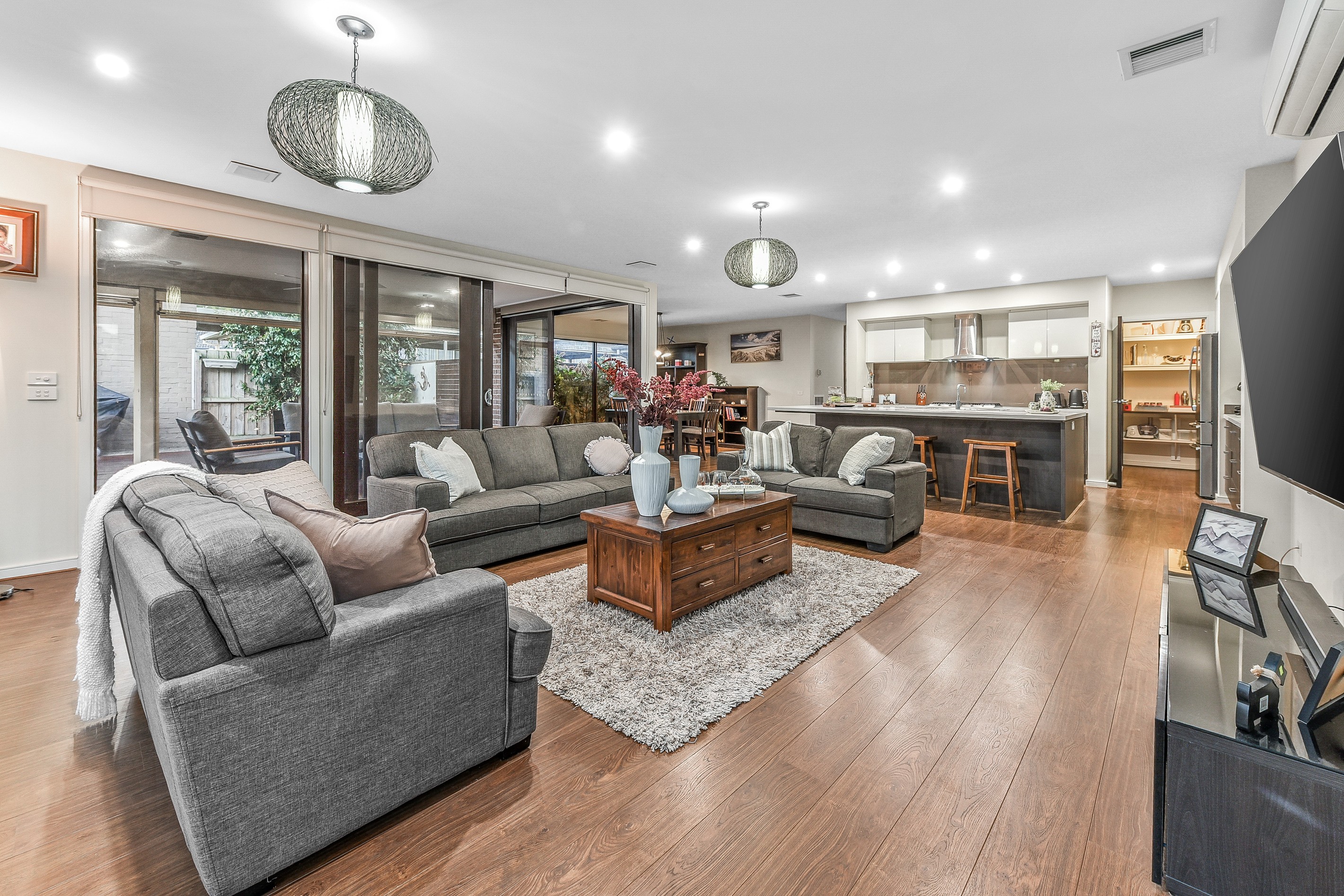 74 Benwerrin Drive, Burwood East, VIC 3151