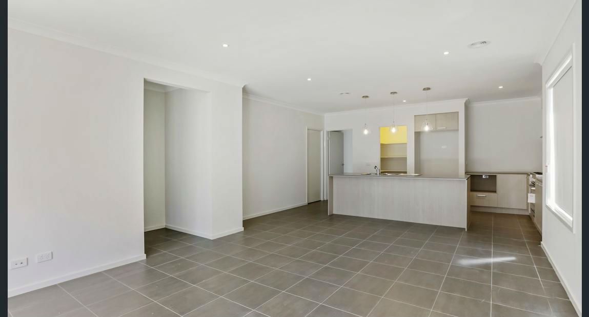 53 Viewbright Road, Clyde North, VIC 3978