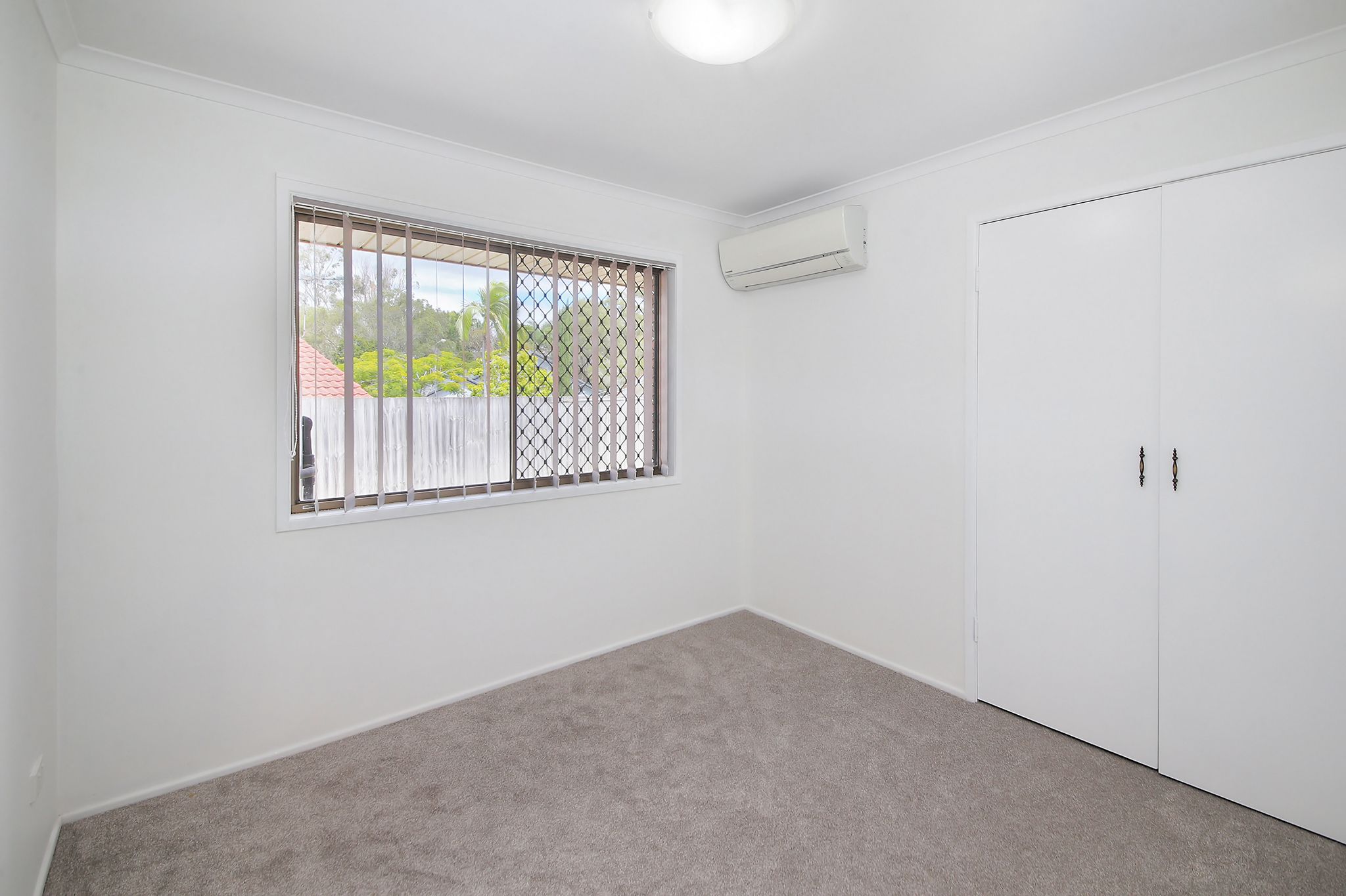 4 Wendy Place — photo 4 of 13