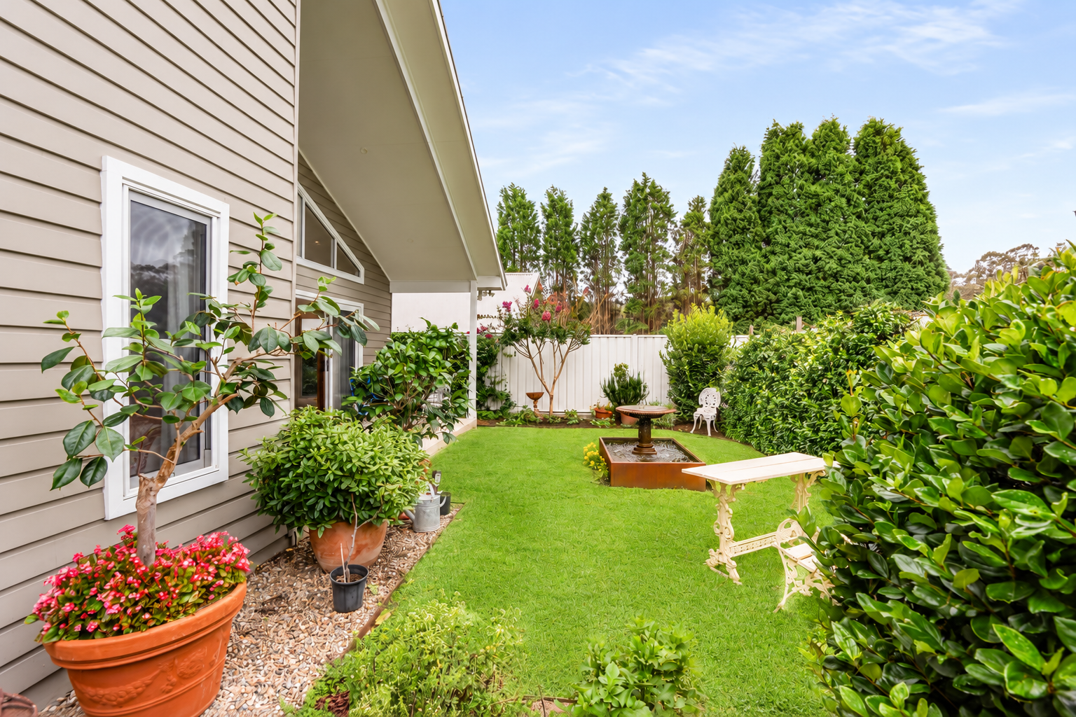 16b Gordon Road — photo 10 of 10