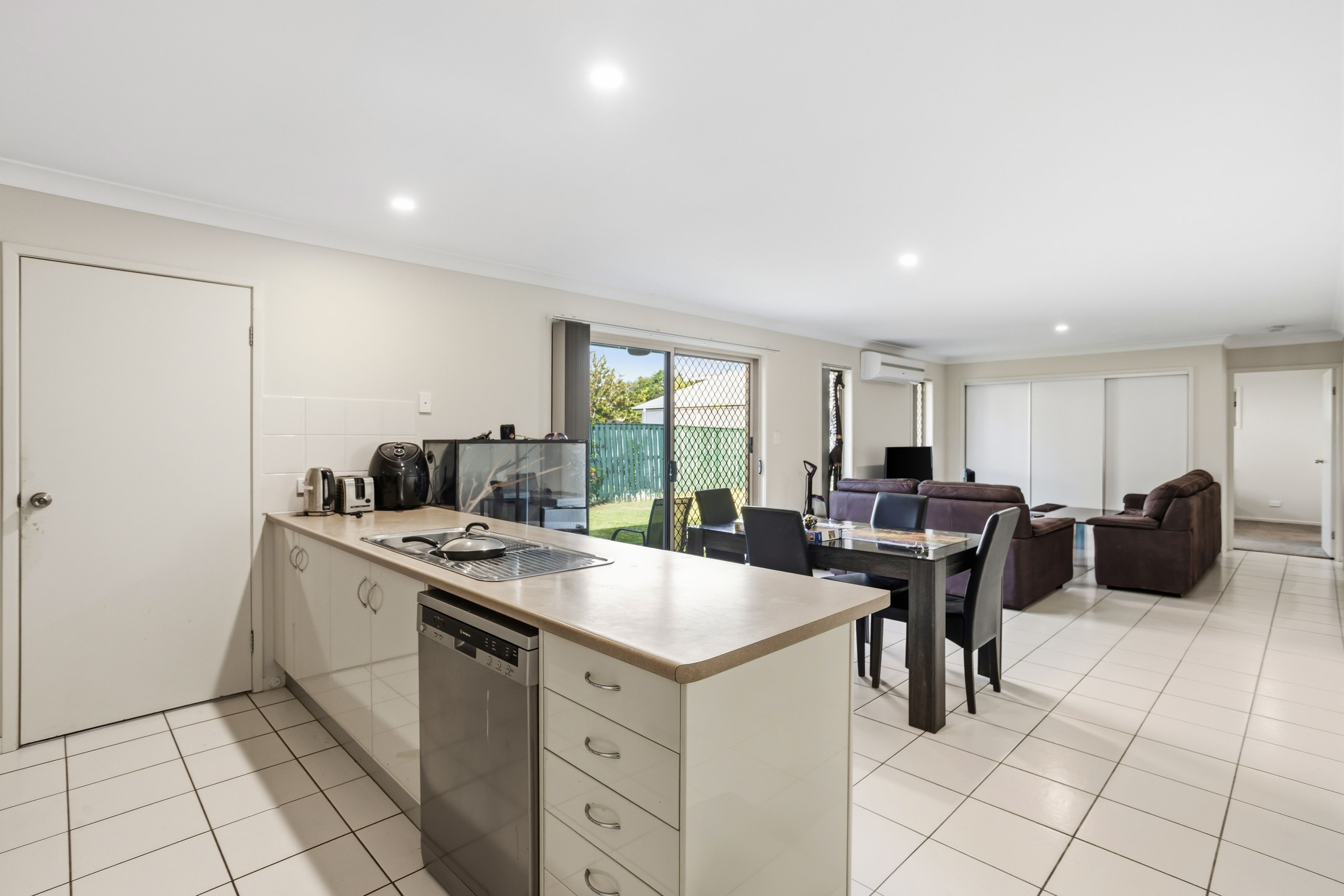 28 Witheren Circuit, Pacific Pines, QLD 4211