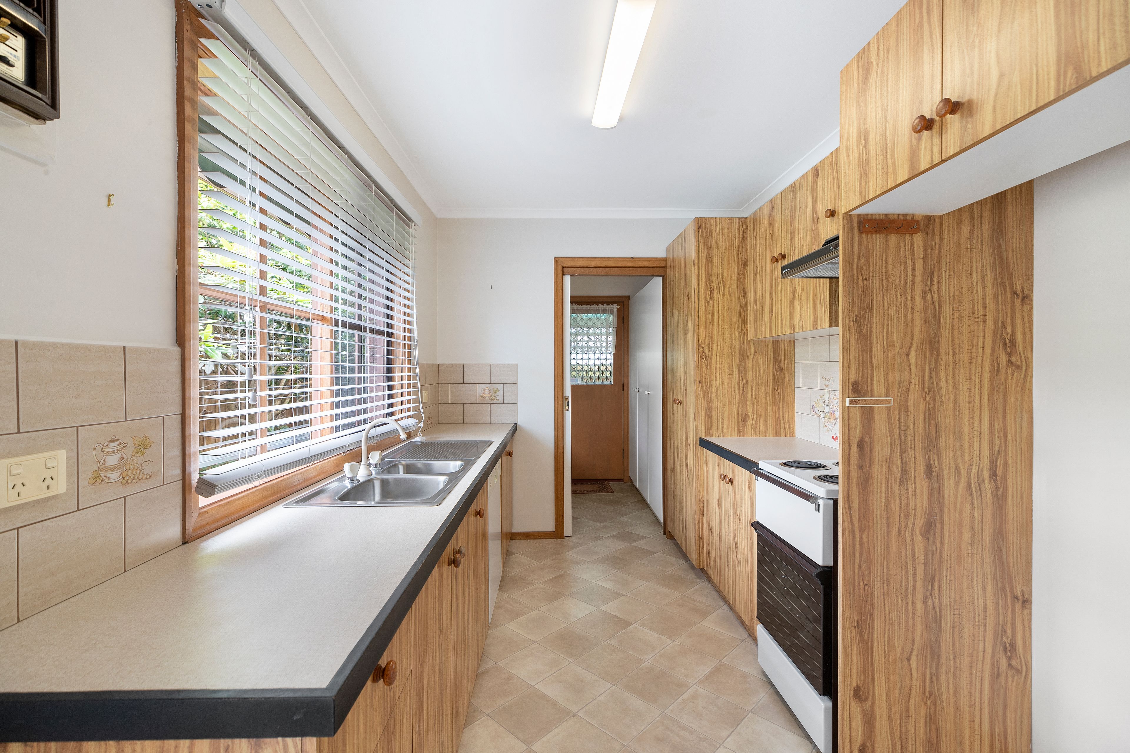 2/25 Blue Hills Avenue, Mount Waverley, VIC 3149