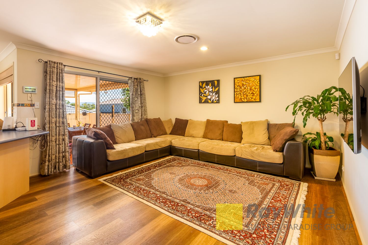 43 Kite Circuit, Arundel, QLD 4214