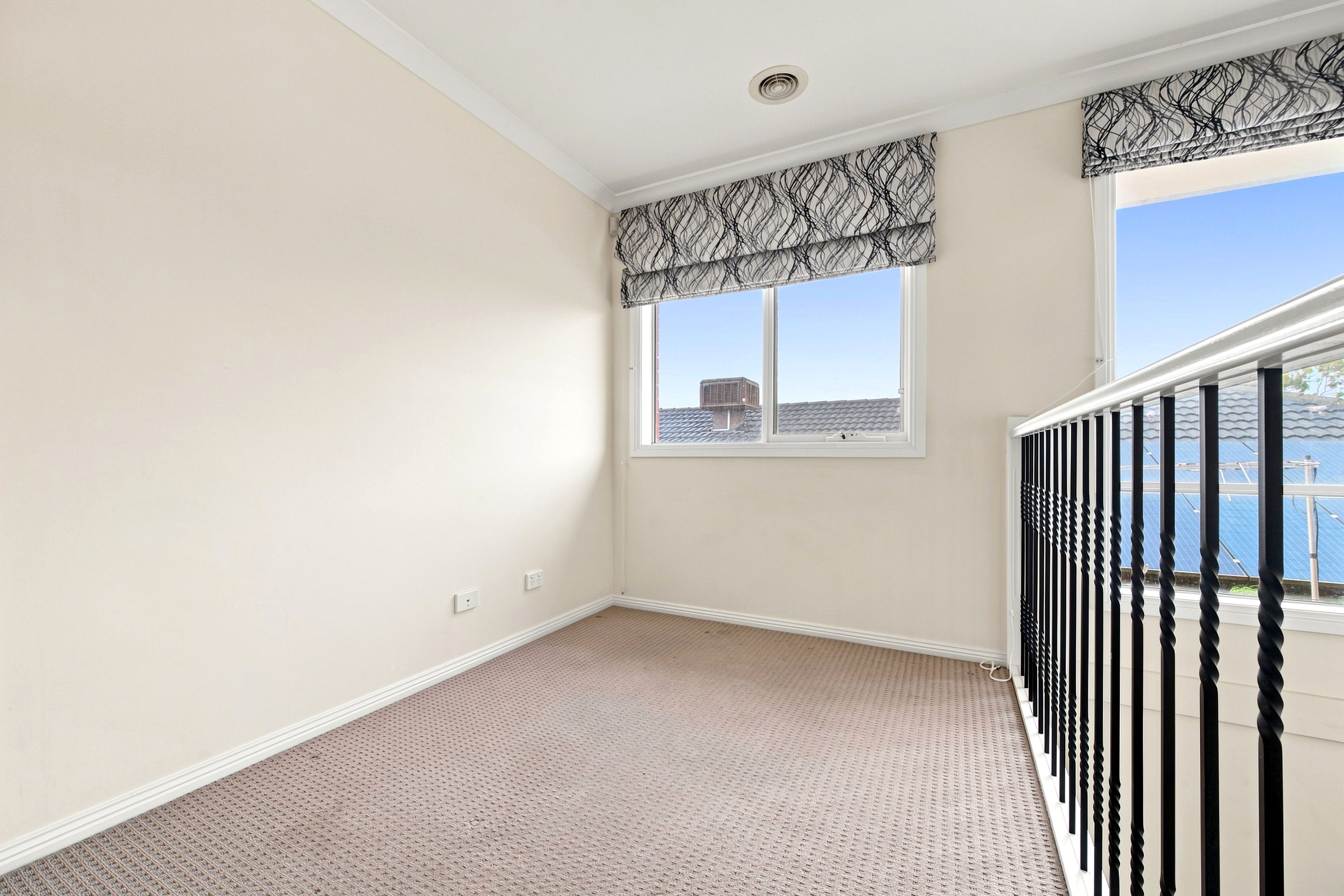 7 Ballymena Crescent — photo 15 of 30