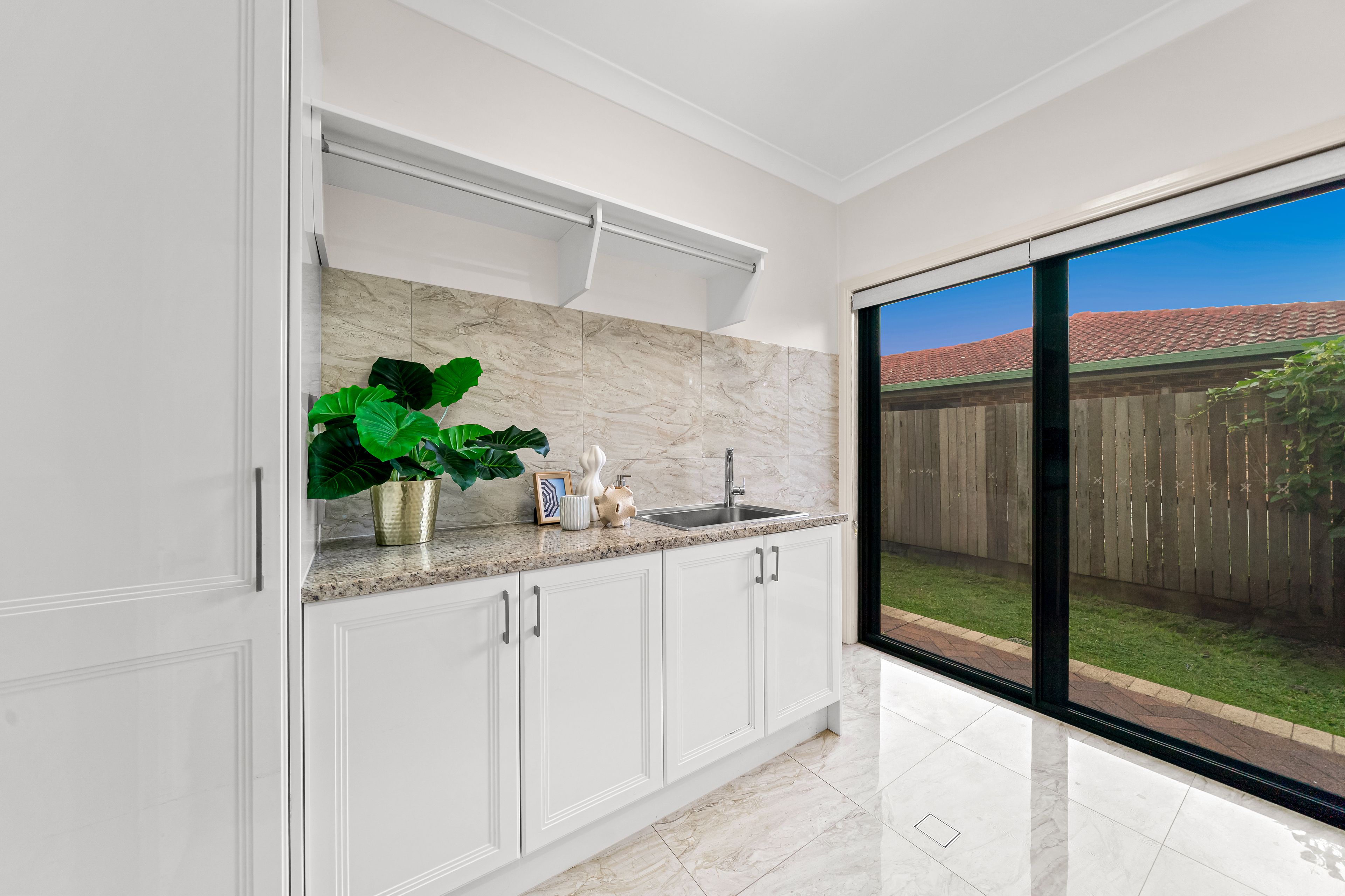 13A Beverley Avenue — photo 19 of 30