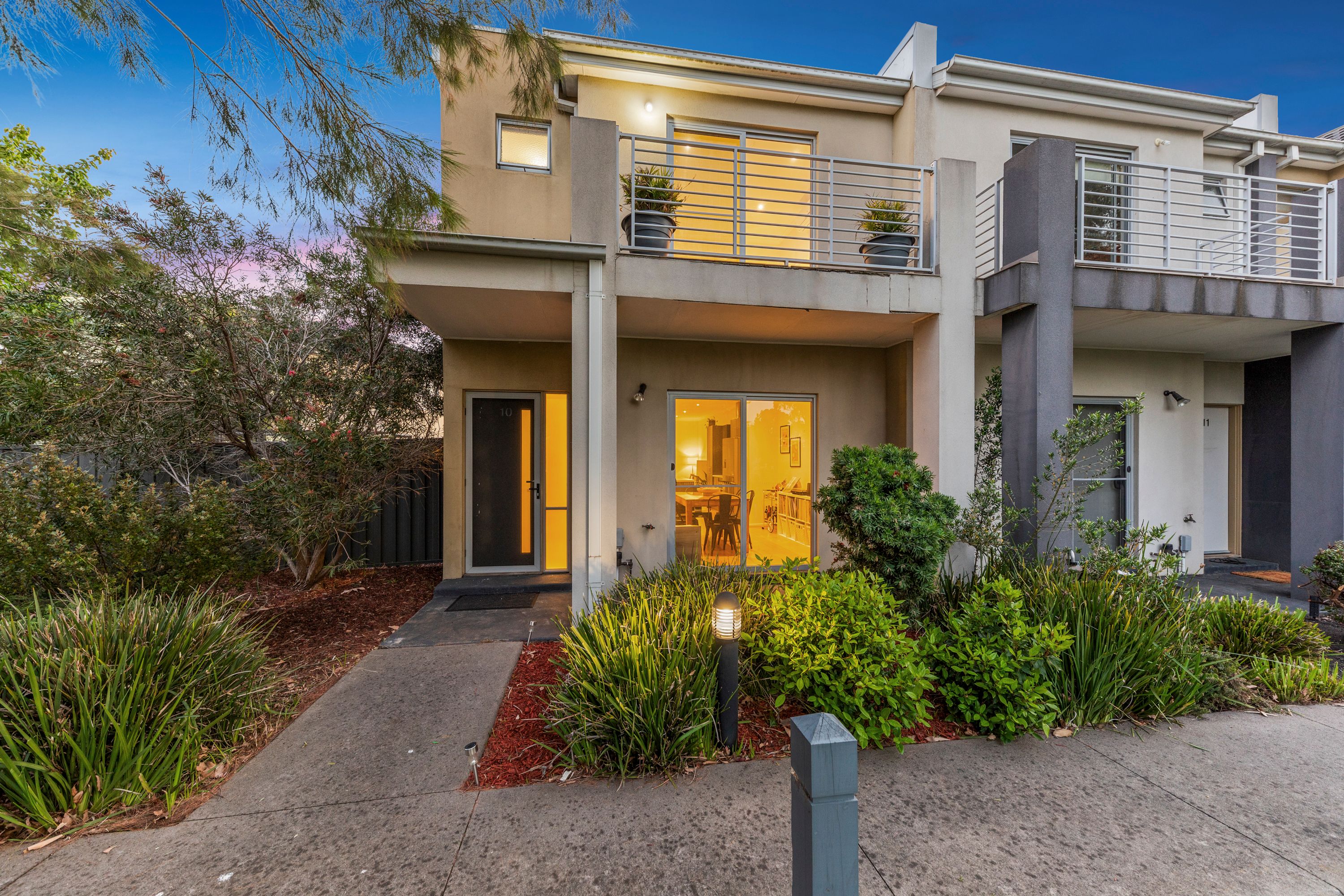 10/11 Howqua Place, Pakenham, VIC 3810