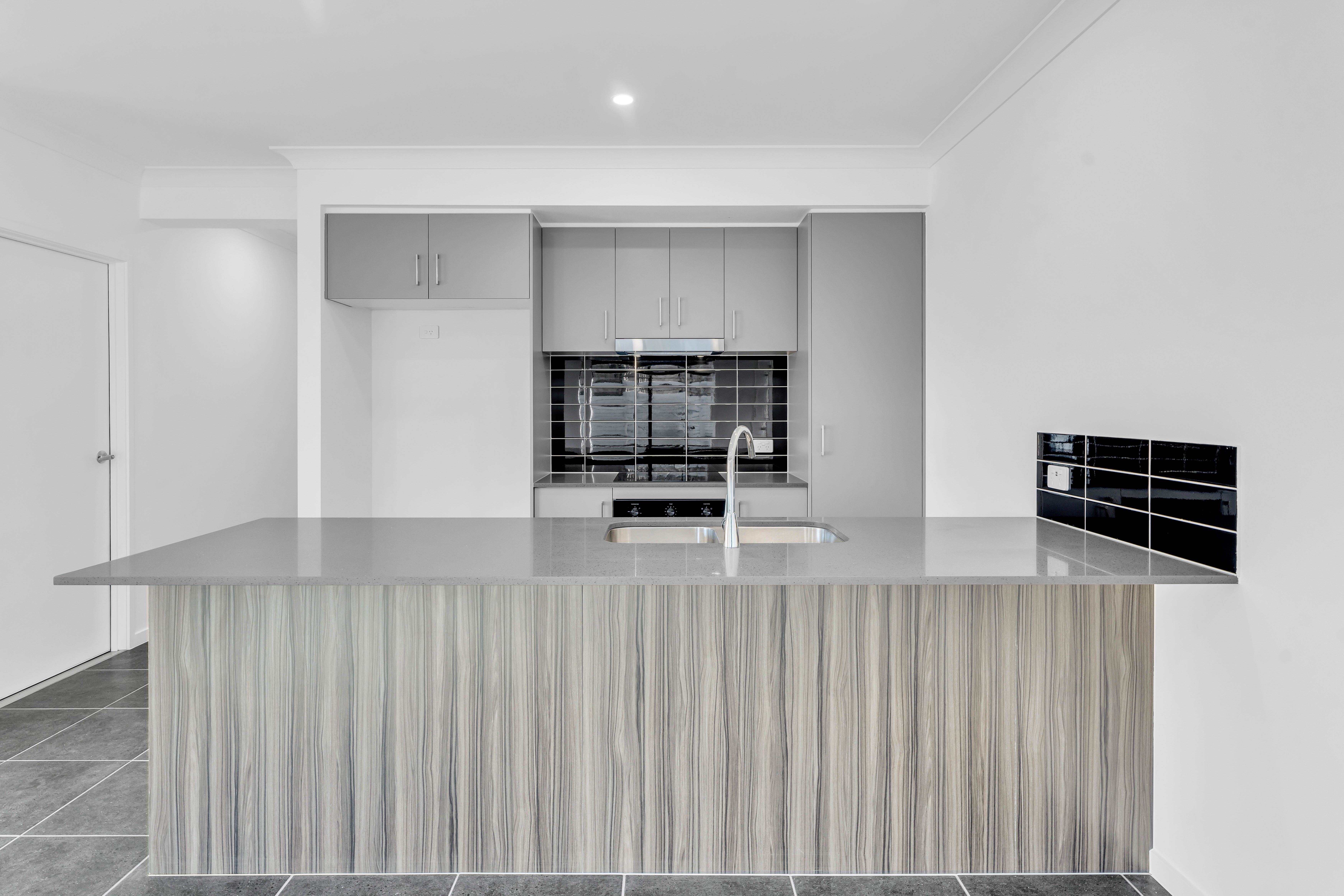13 Edinburgh Crescent, Gleneagle, QLD 4285