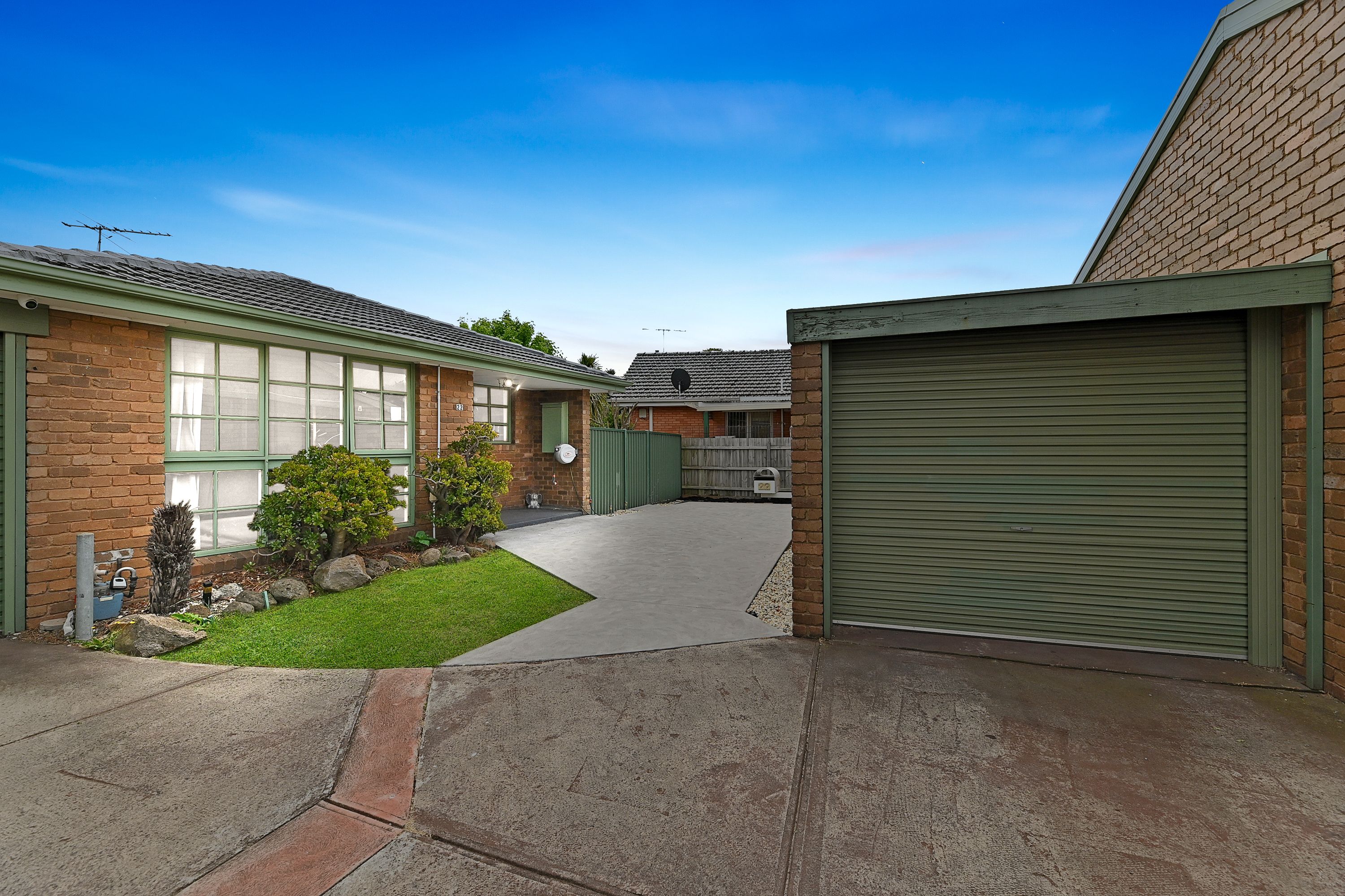 22-48-52-ellen-street-springvale-vic-3171-sold-unit-ray-white