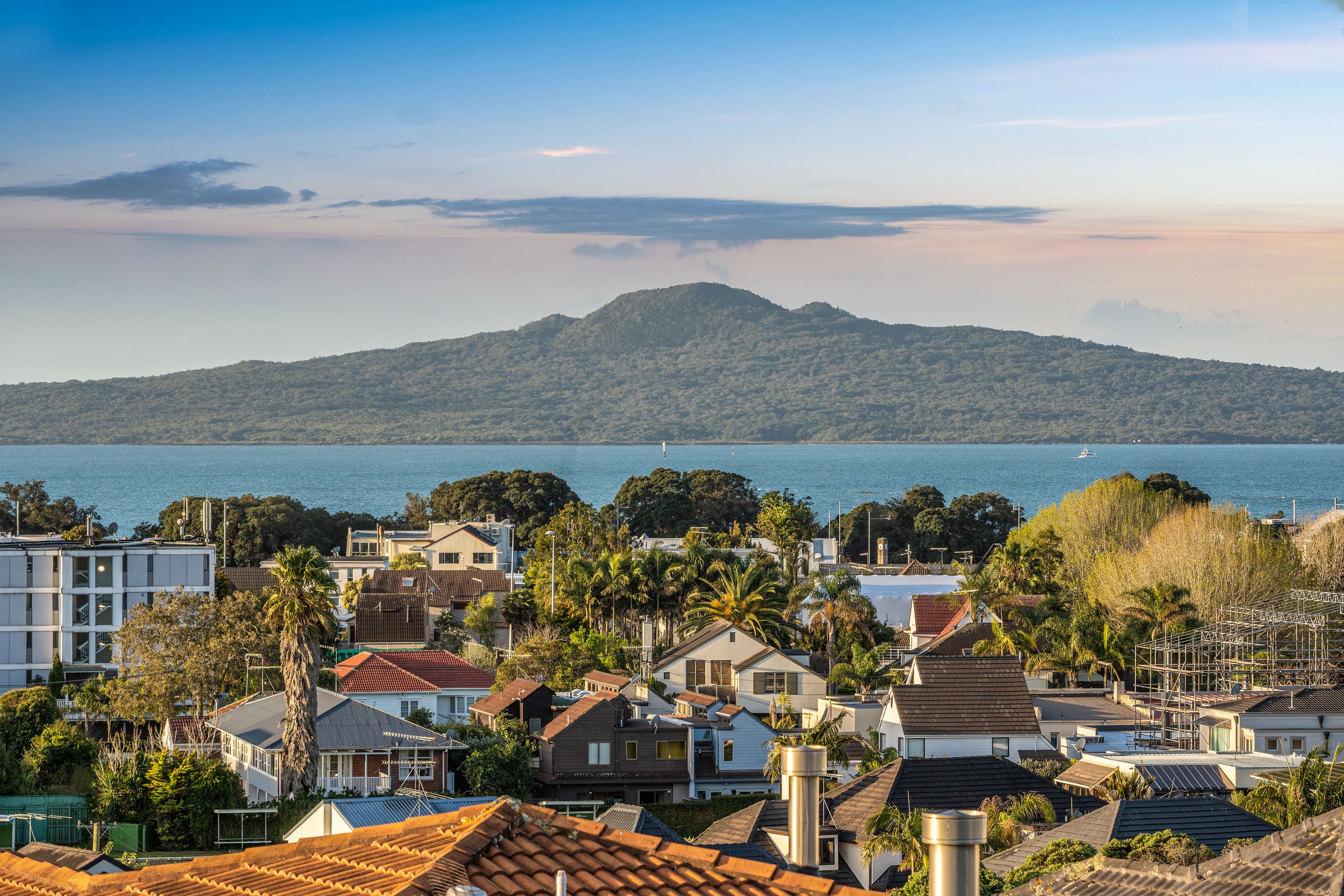 10 Codrington Crescent, Mission Bay, Auckland City