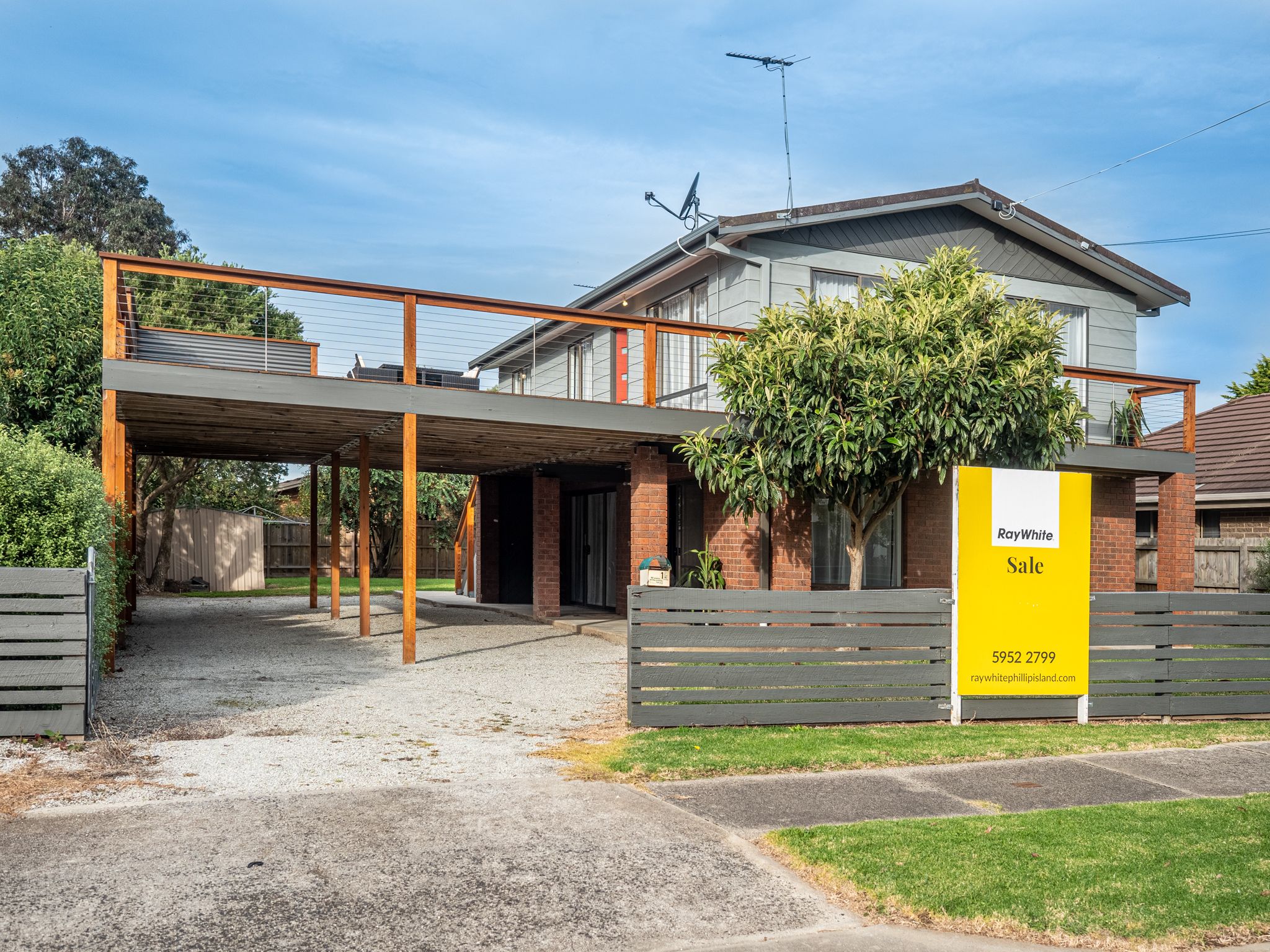 19 Shamrock Avenue, Cowes VIC 3922