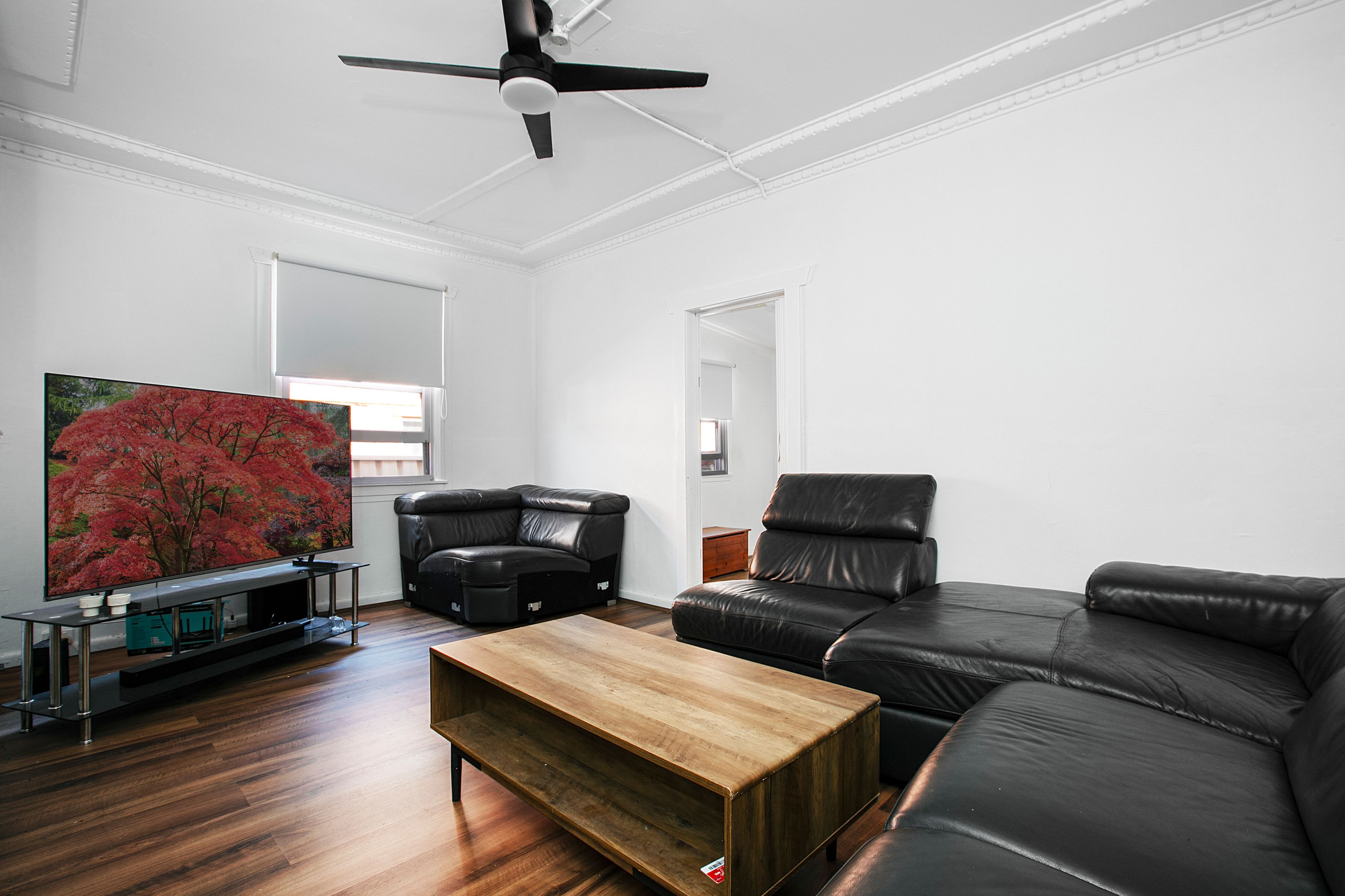 3 Platts Avenue — photo 3 of 6
