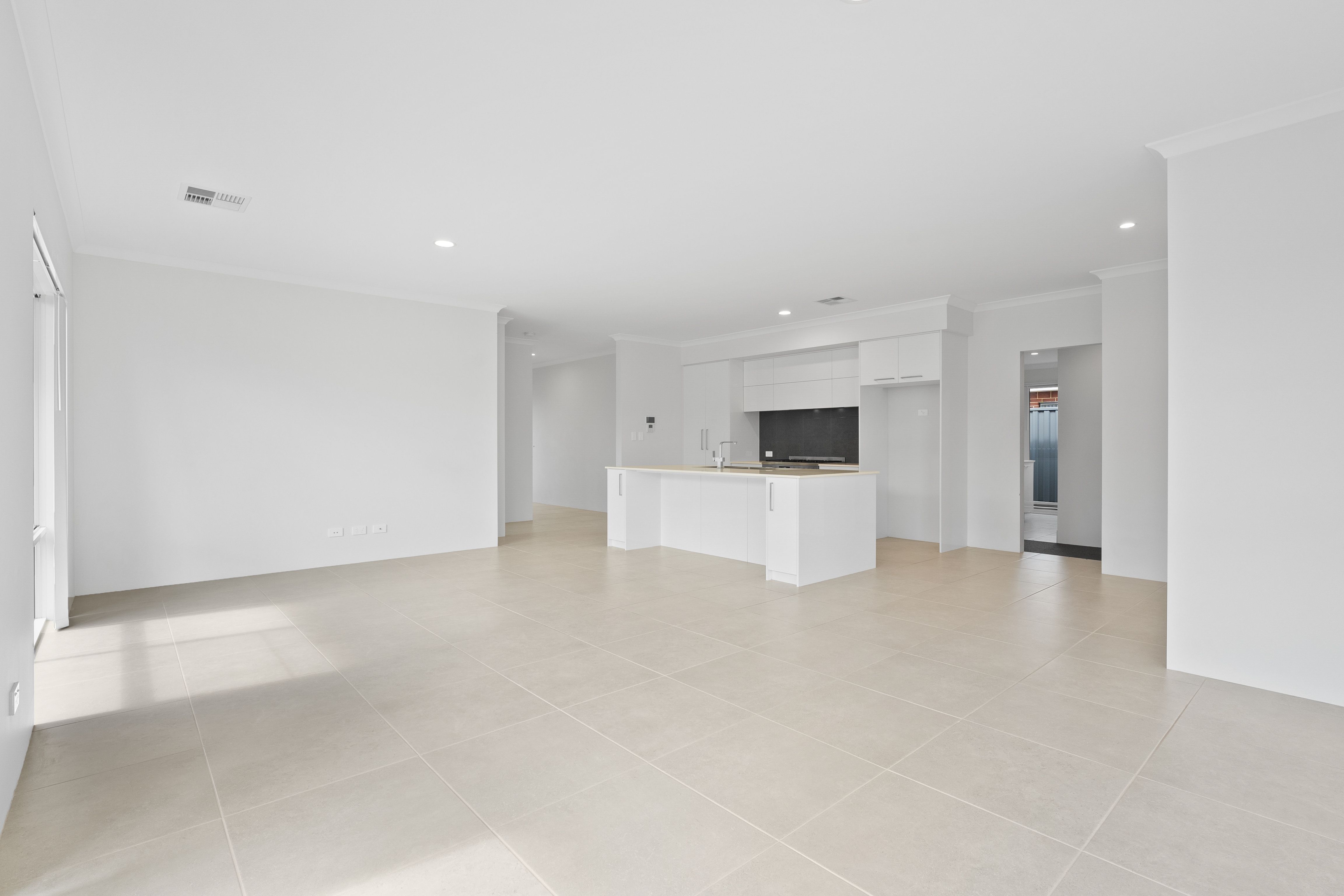 4 Bennetts Way — photo 9 of 30