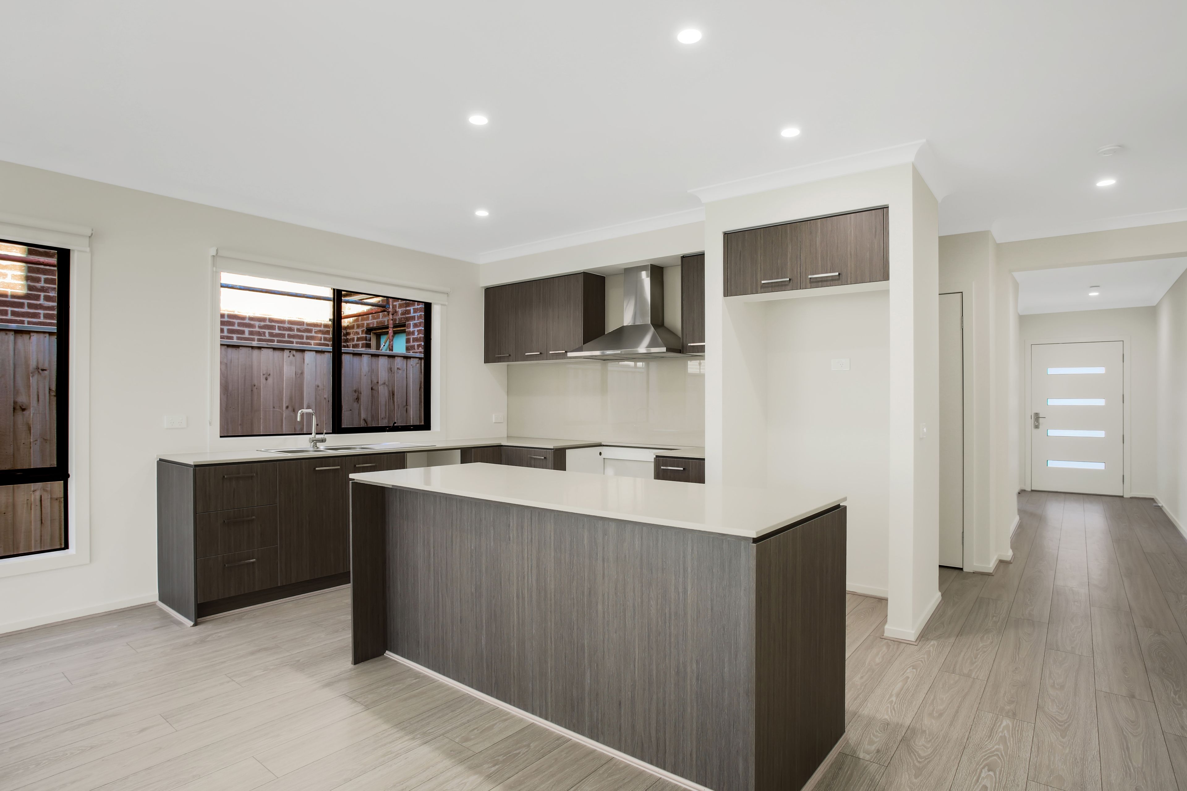 10 Akira Street, Officer, VIC 3809