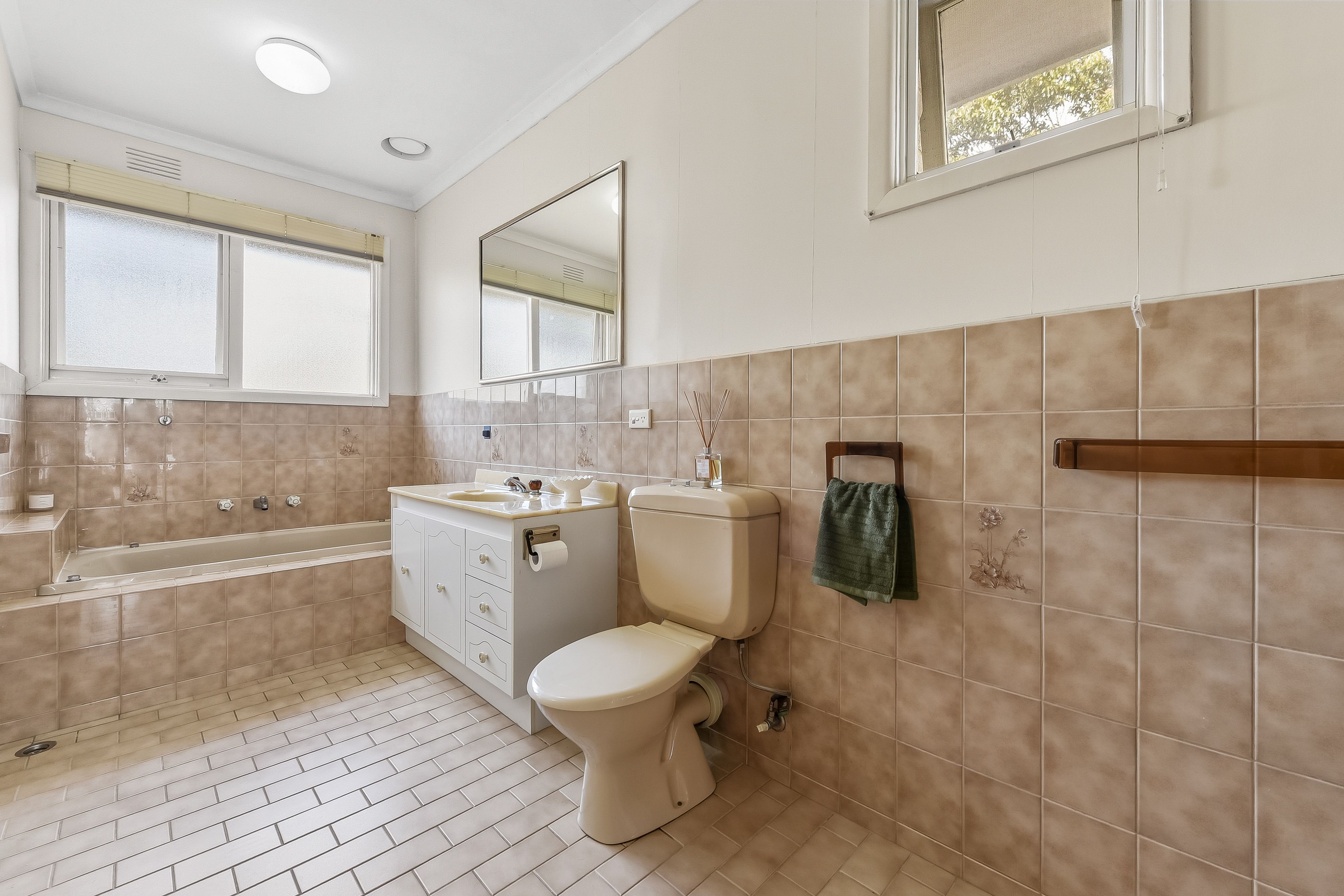 4 Overport Road — photo 8 of 14