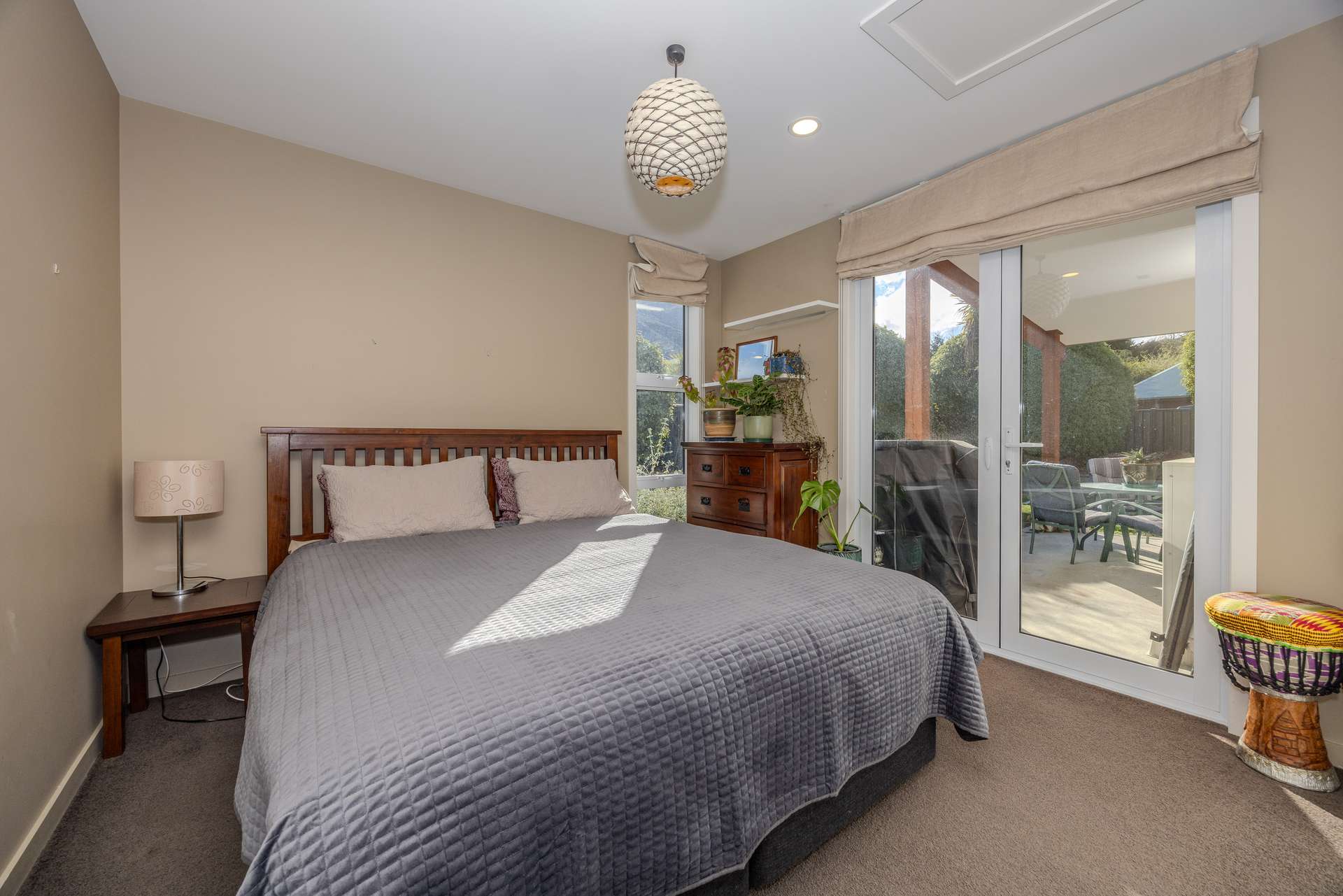 33 Hewson Crescent photo 11