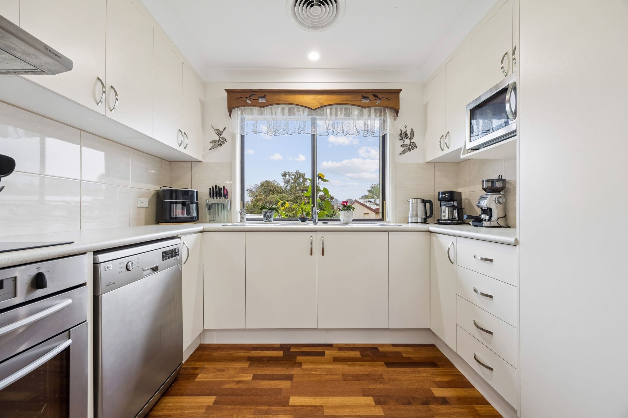 2 Sarah Cooper Drive, Young, NSW 2594