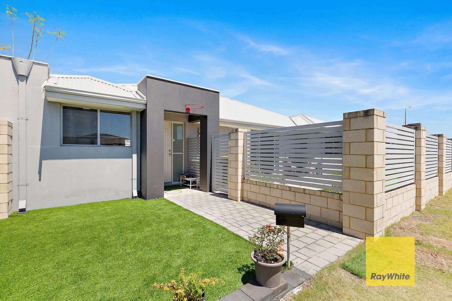 5 Bullfinch Street, Huntingdale, WA 6110