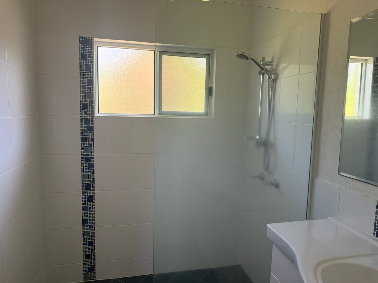 10 Leeuwin Crescent — photo 6 of 12