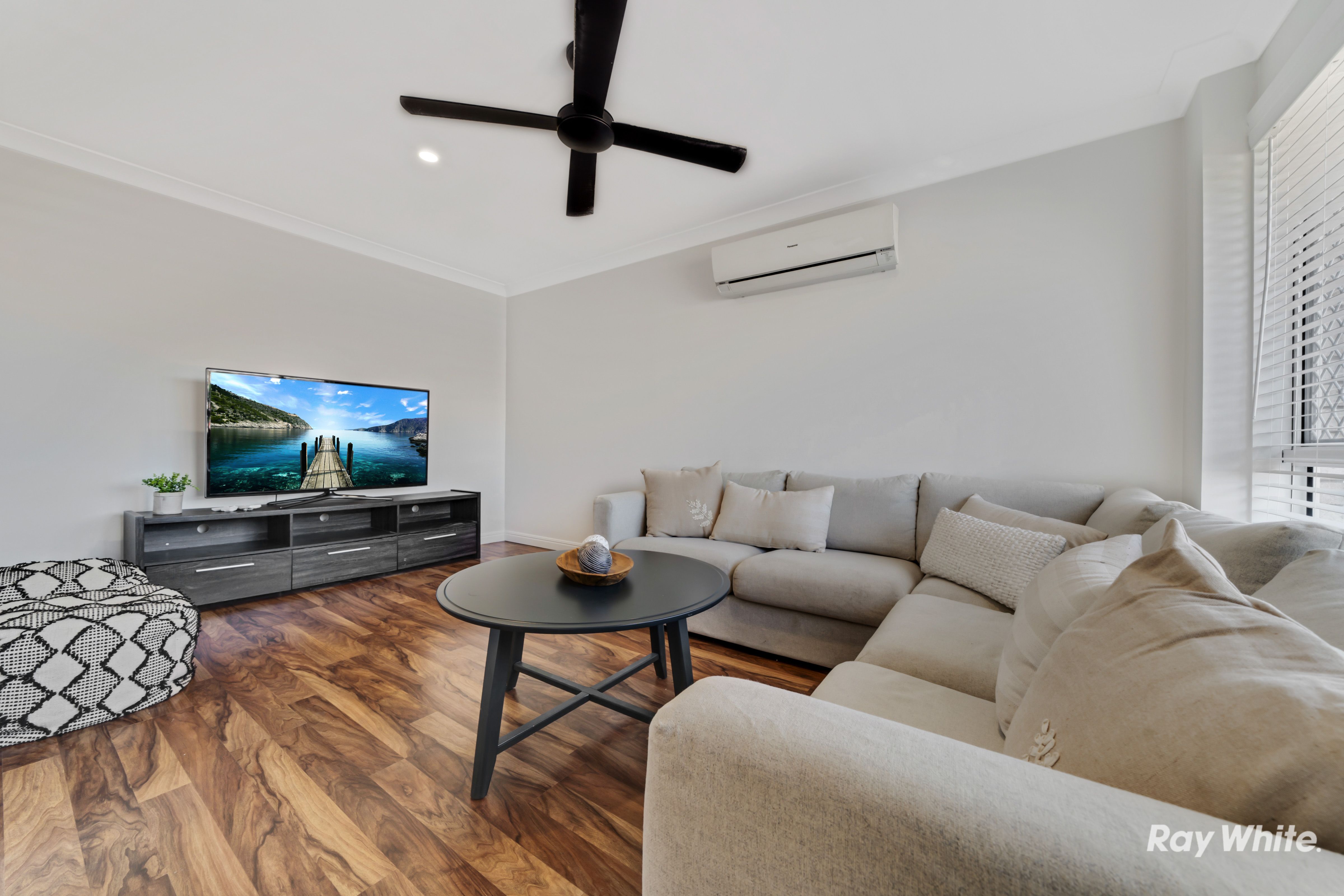 5 Parkside Drive, Crestmead, QLD 4132