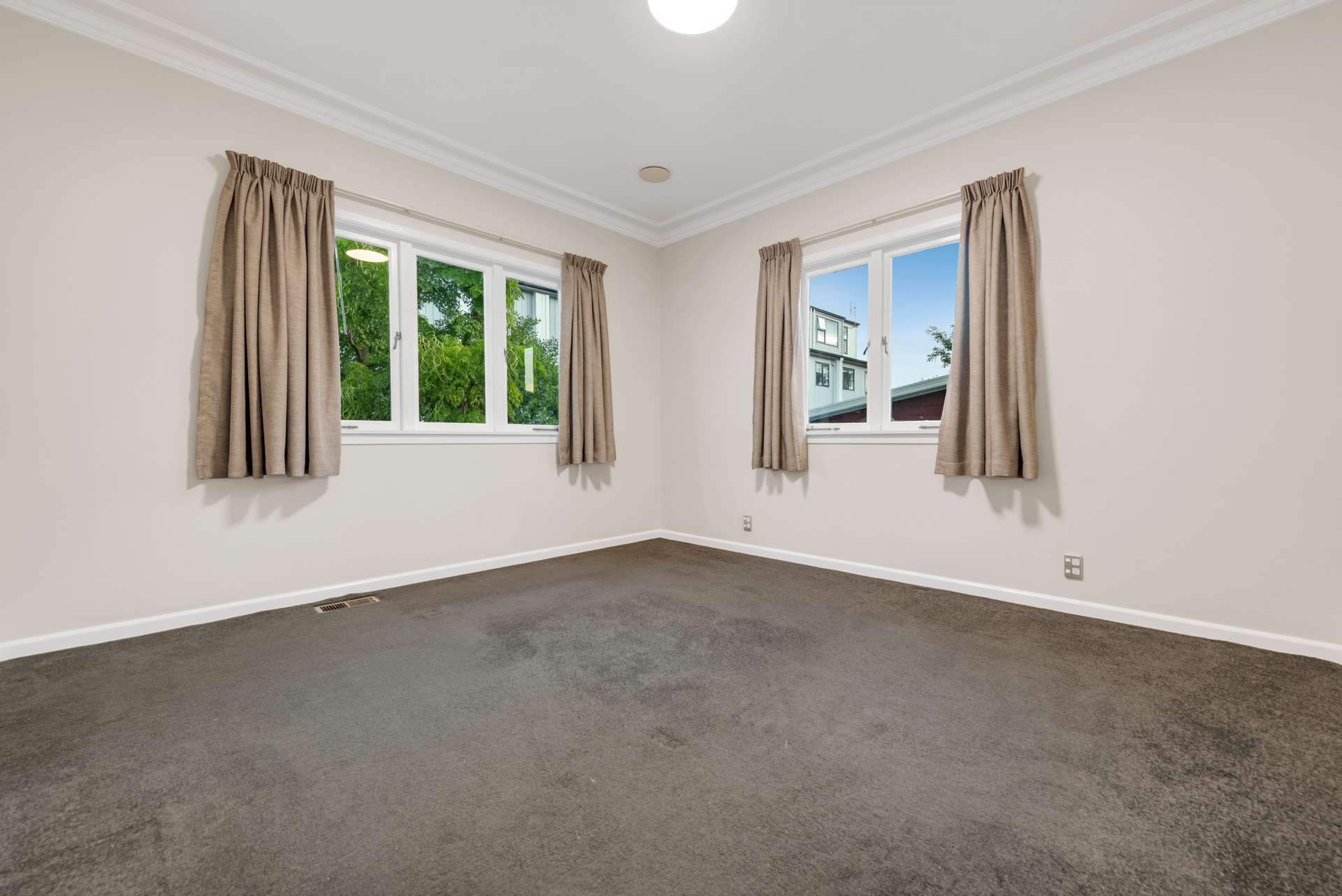 1/16 Kerswill Place photo 11