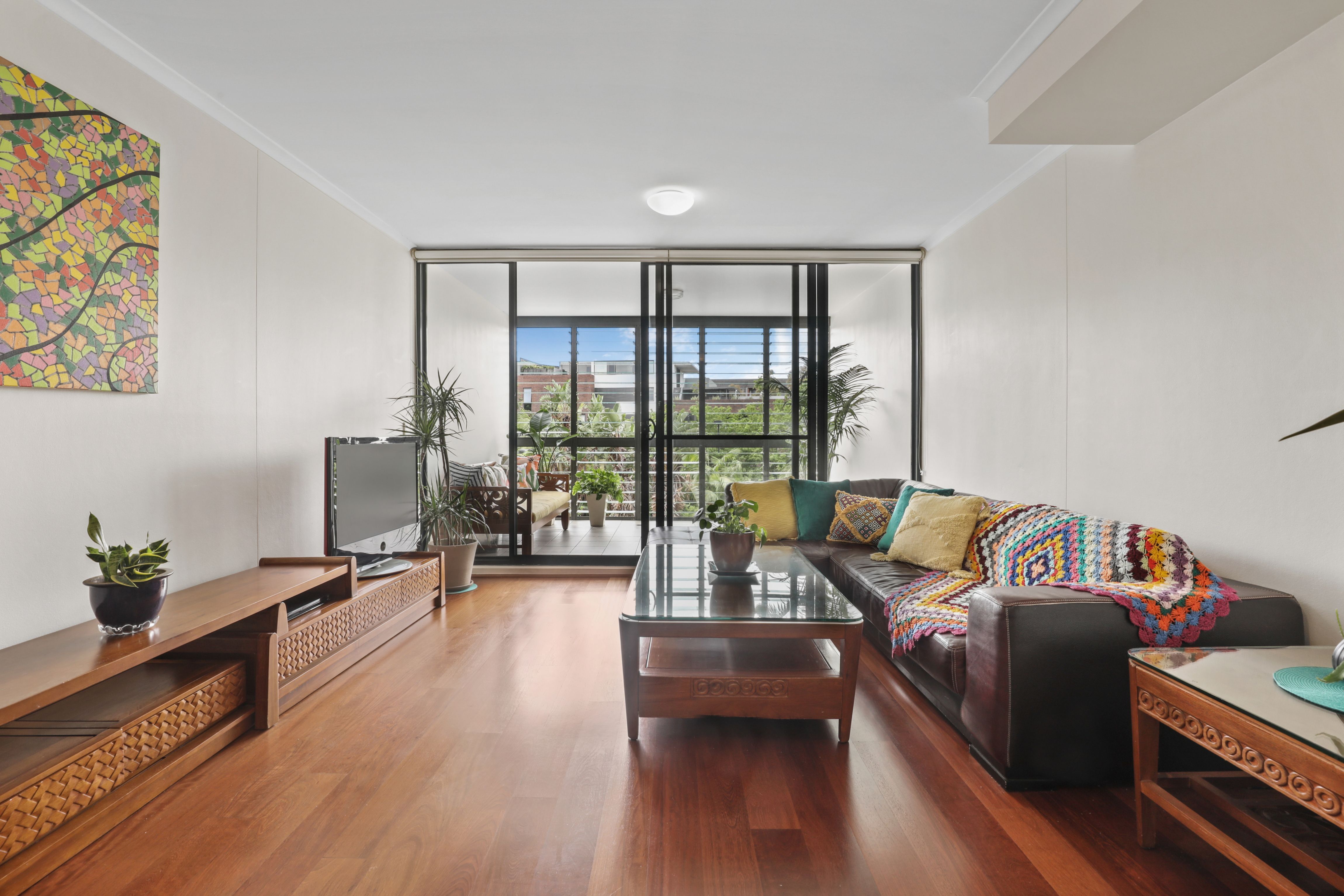 428/221 Sydney Park Road — photo 8 of 11