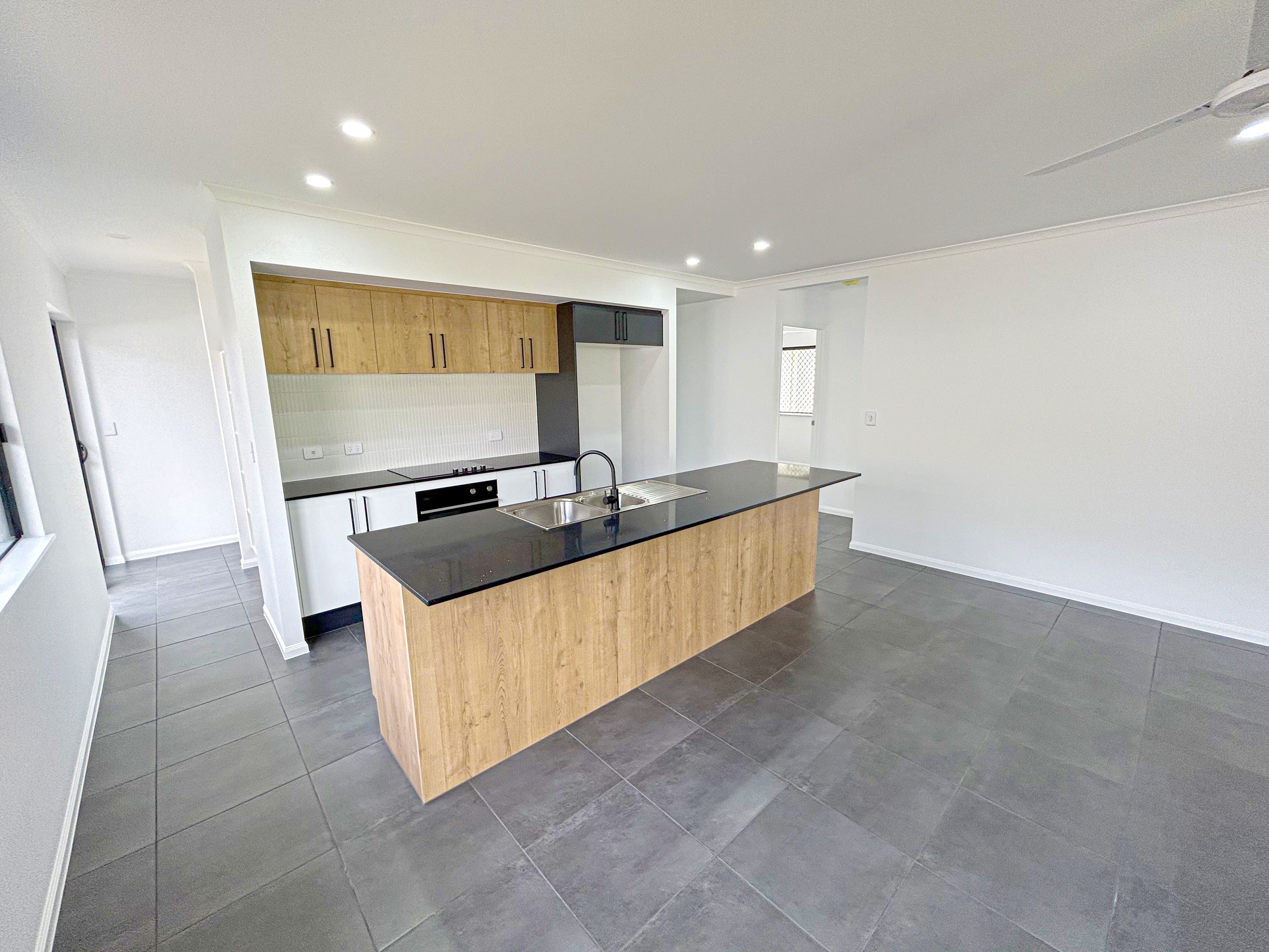 120 Charringa Link, Smithfield, QLD 4878