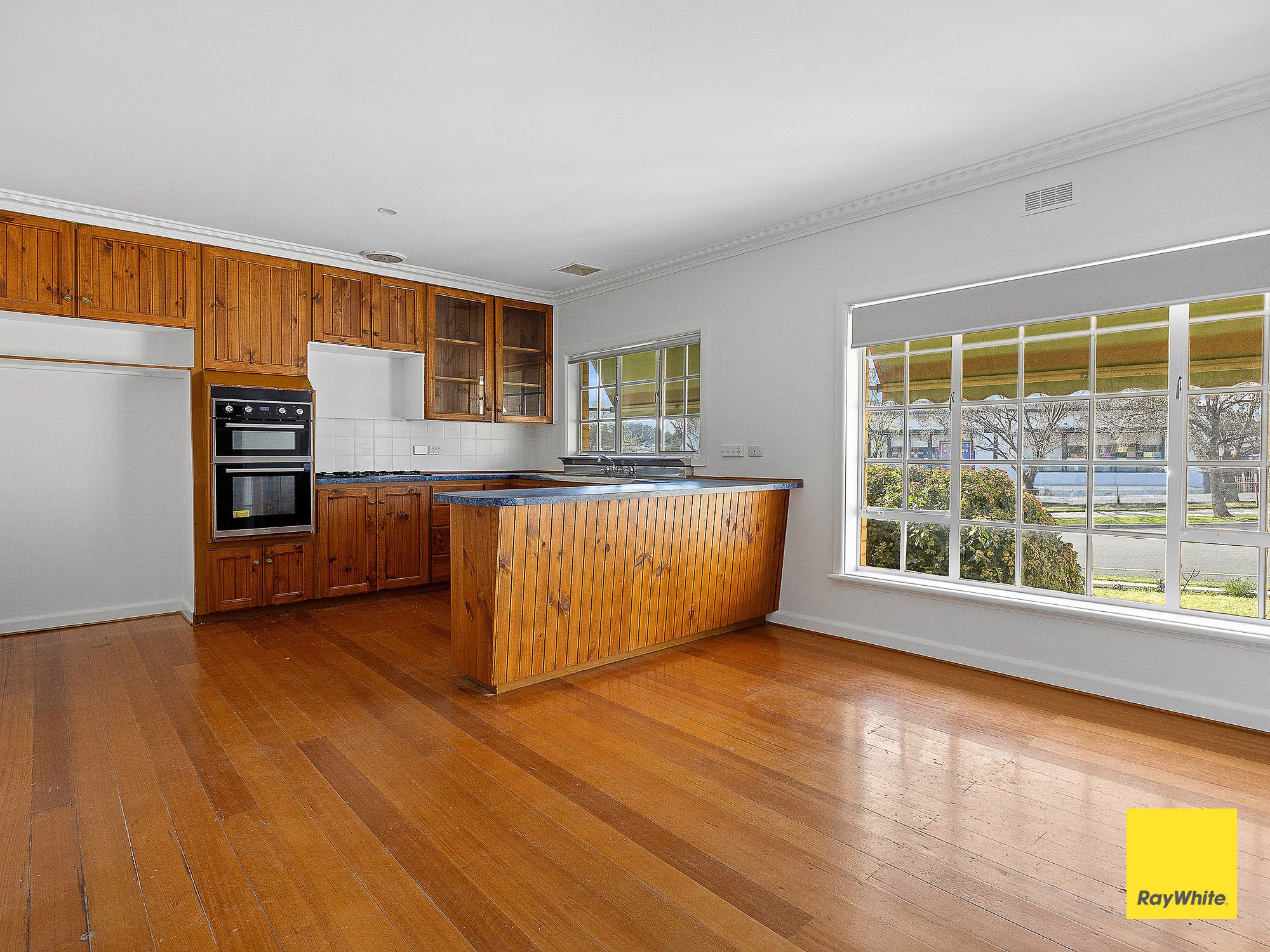 2 Mcmillan Street, Kennington, VIC 3550