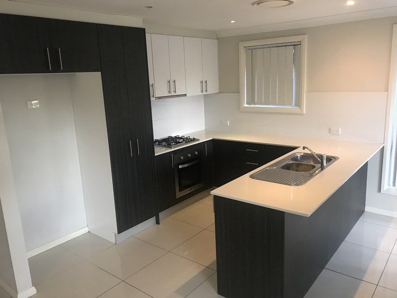 25 Bonney Crescent, JORDAN SPRINGS, NSW 2747