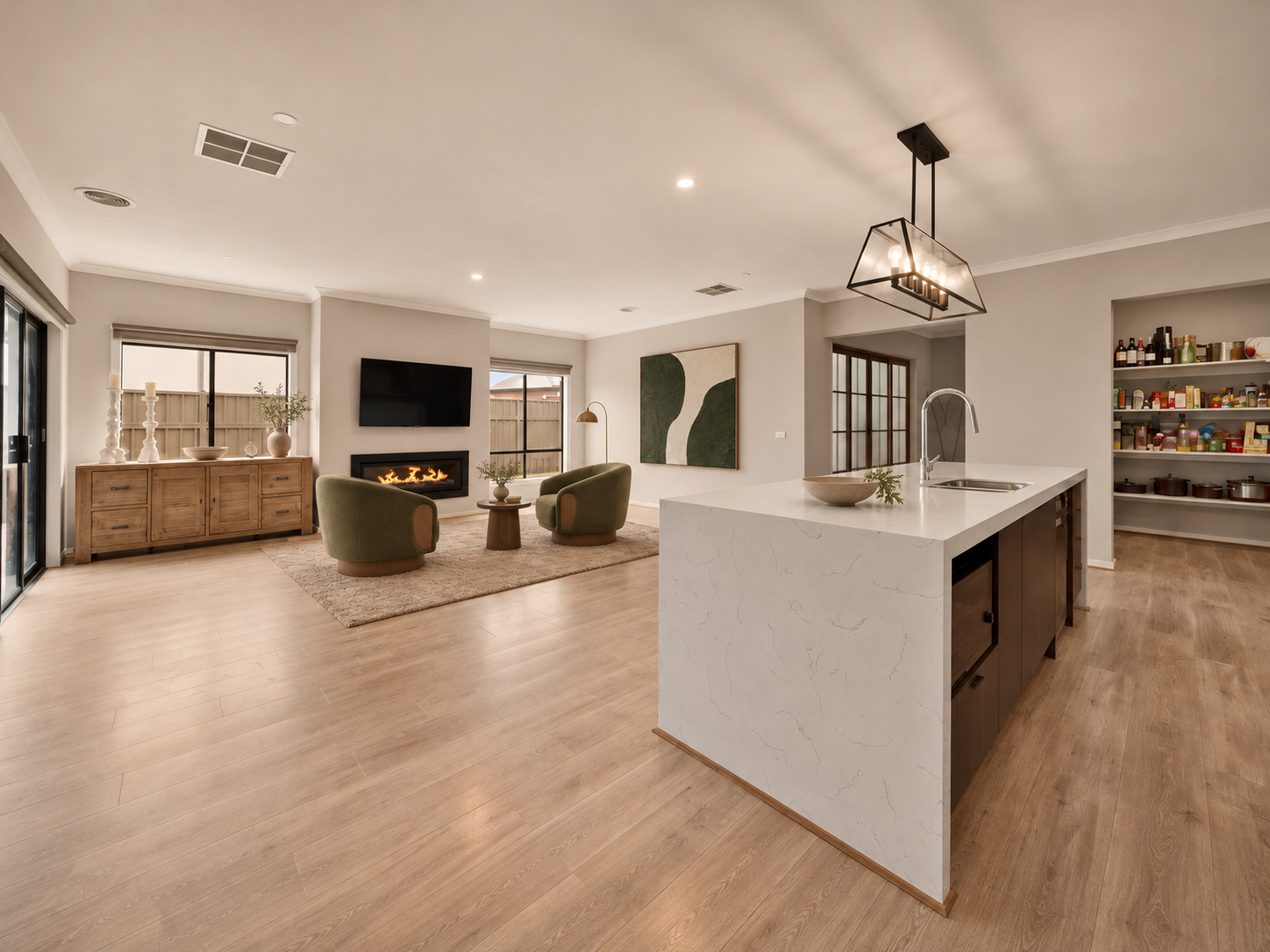 4 Mediterranean Avenue — photo 9 of 23