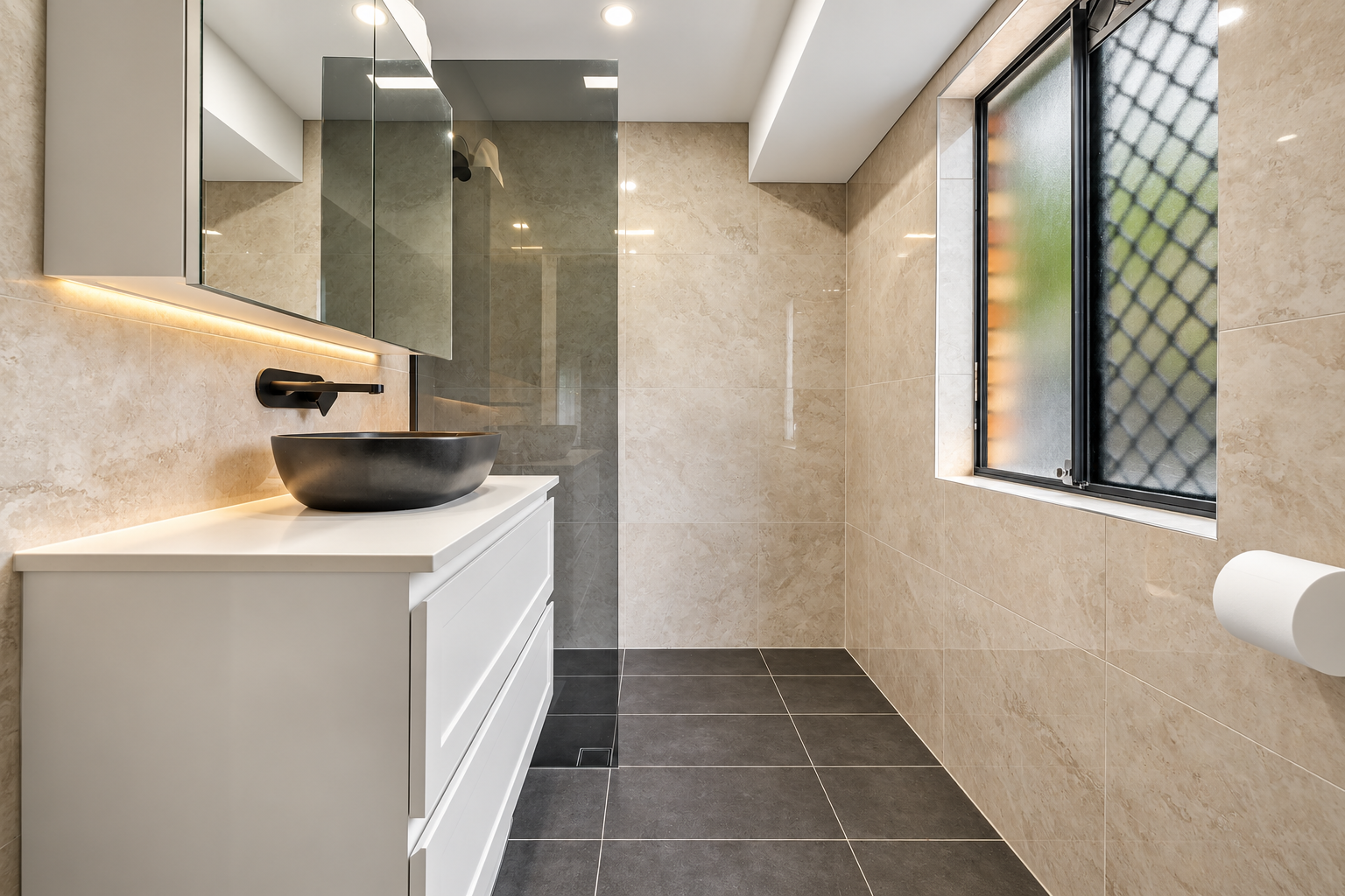 16 Canterbury Close — photo 9 of 17