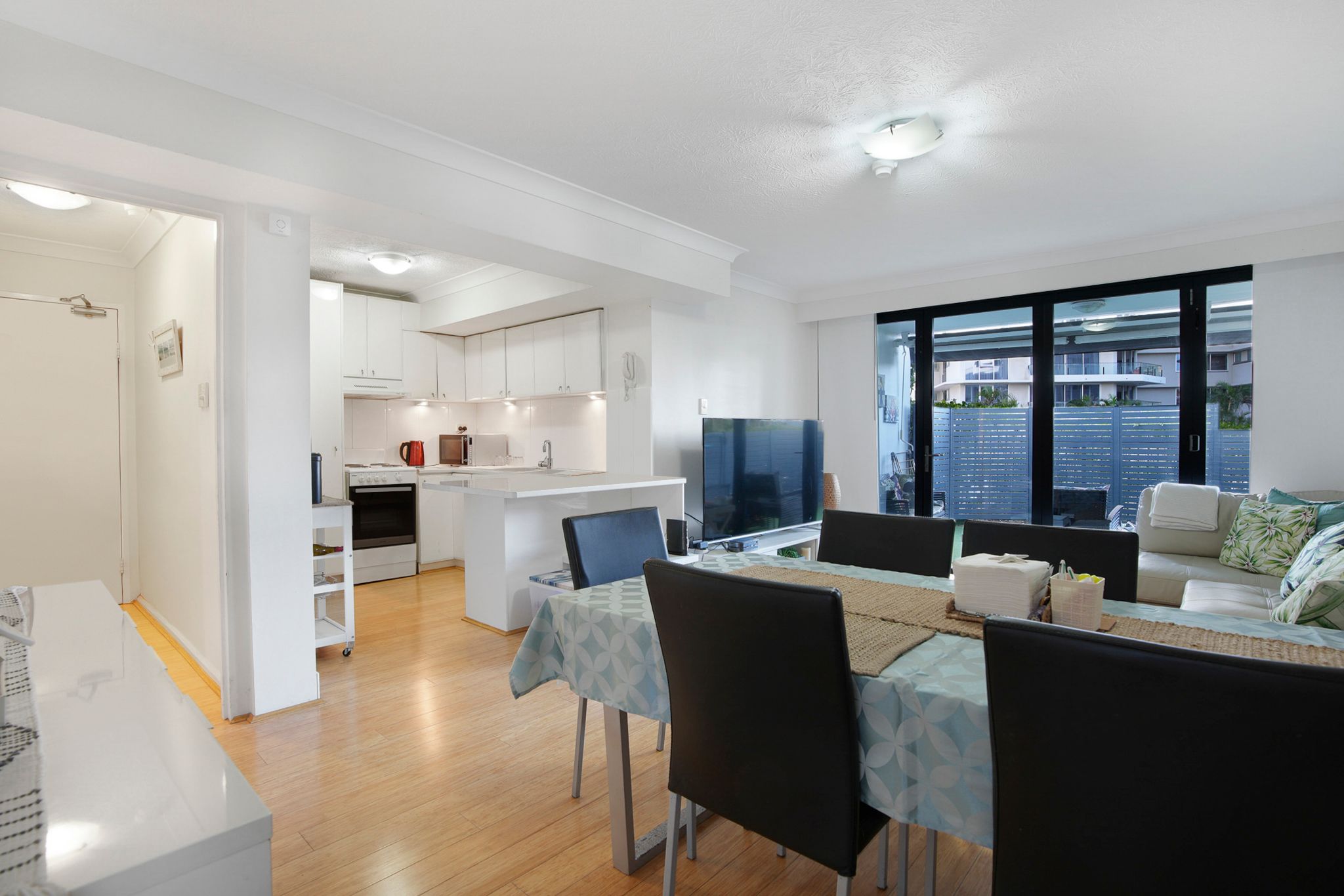 101/8 Albert Avenue, Broadbeach, QLD 4218