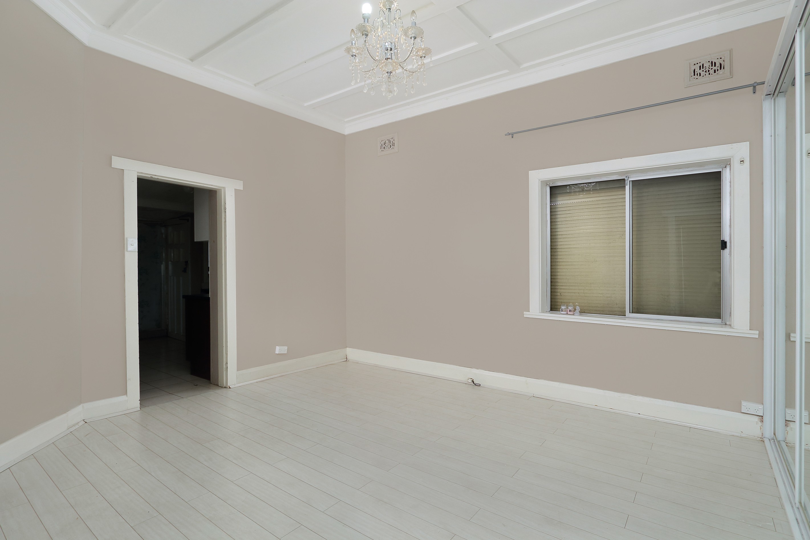 194 Woniora Road, South Hurstville, NSW 2221