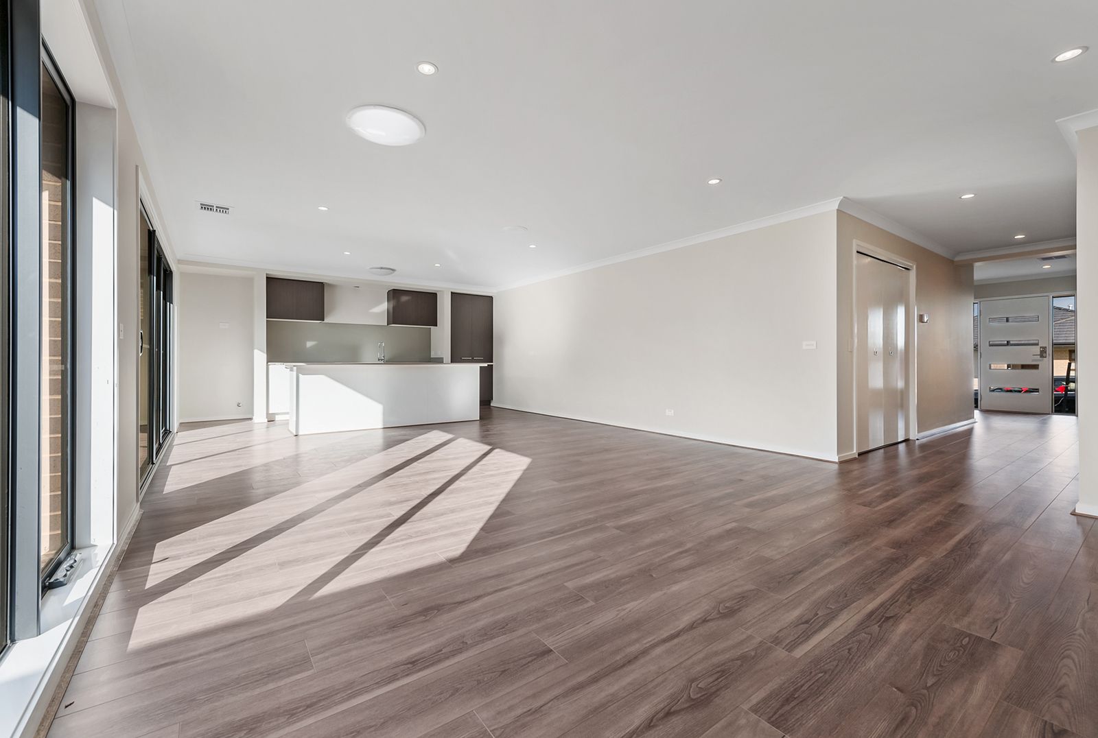 6 Delta Drive, Craigieburn, VIC 3064