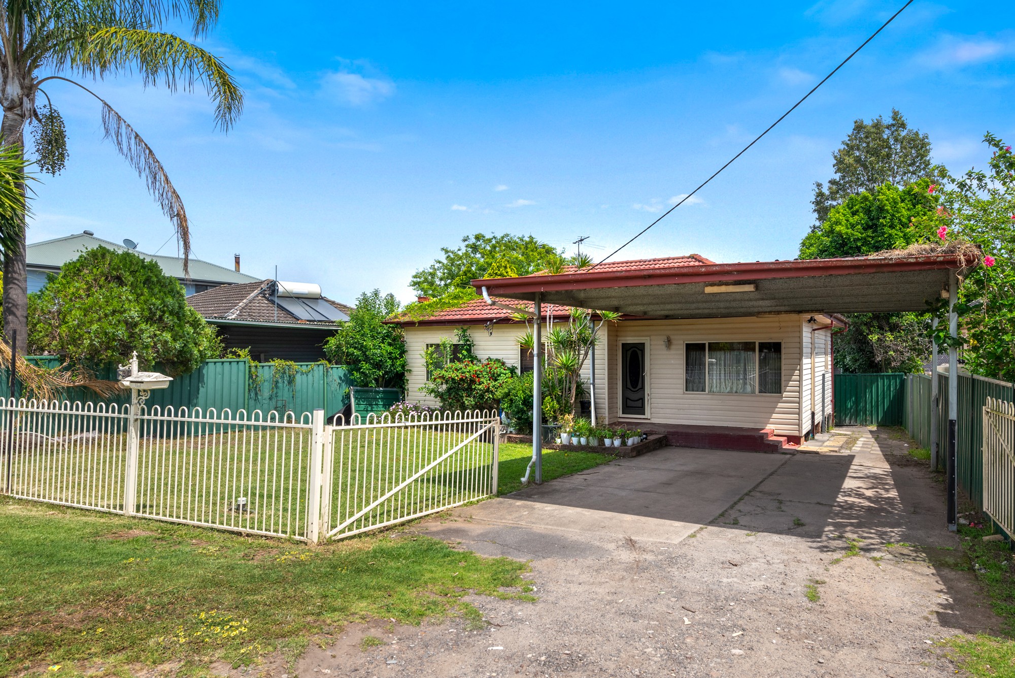 9 Waminda Avenue, Campbelltown, NSW 2560